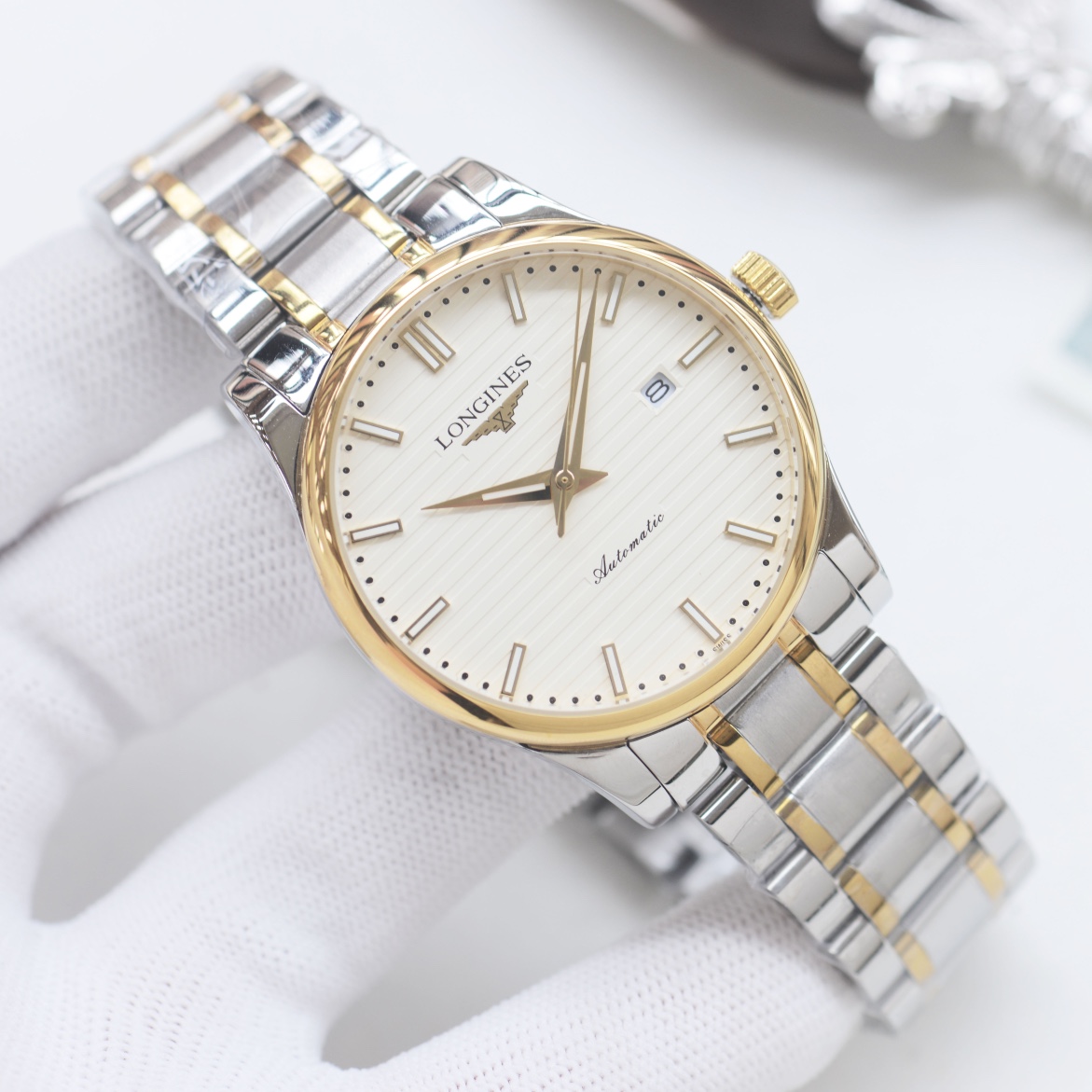 Longines Record Automatic silver case and bracelet, white dial 40mm Men's Automatic