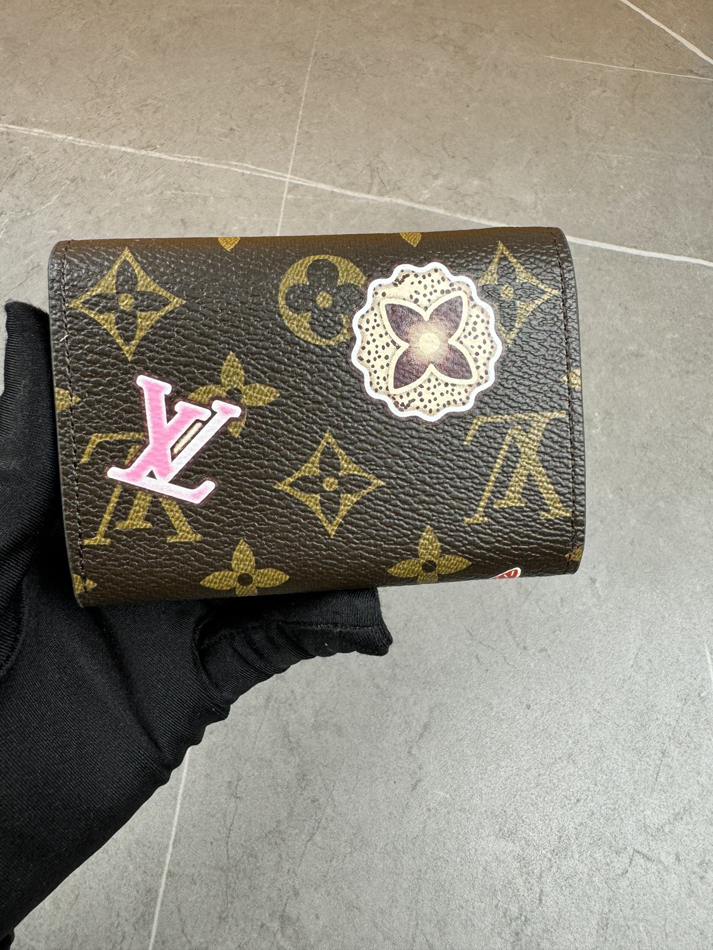 Louis Vuitton luxury item 2