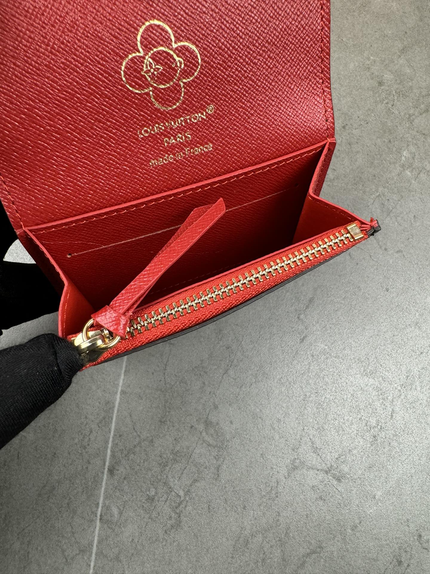 Louis Vuitton luxury item 7