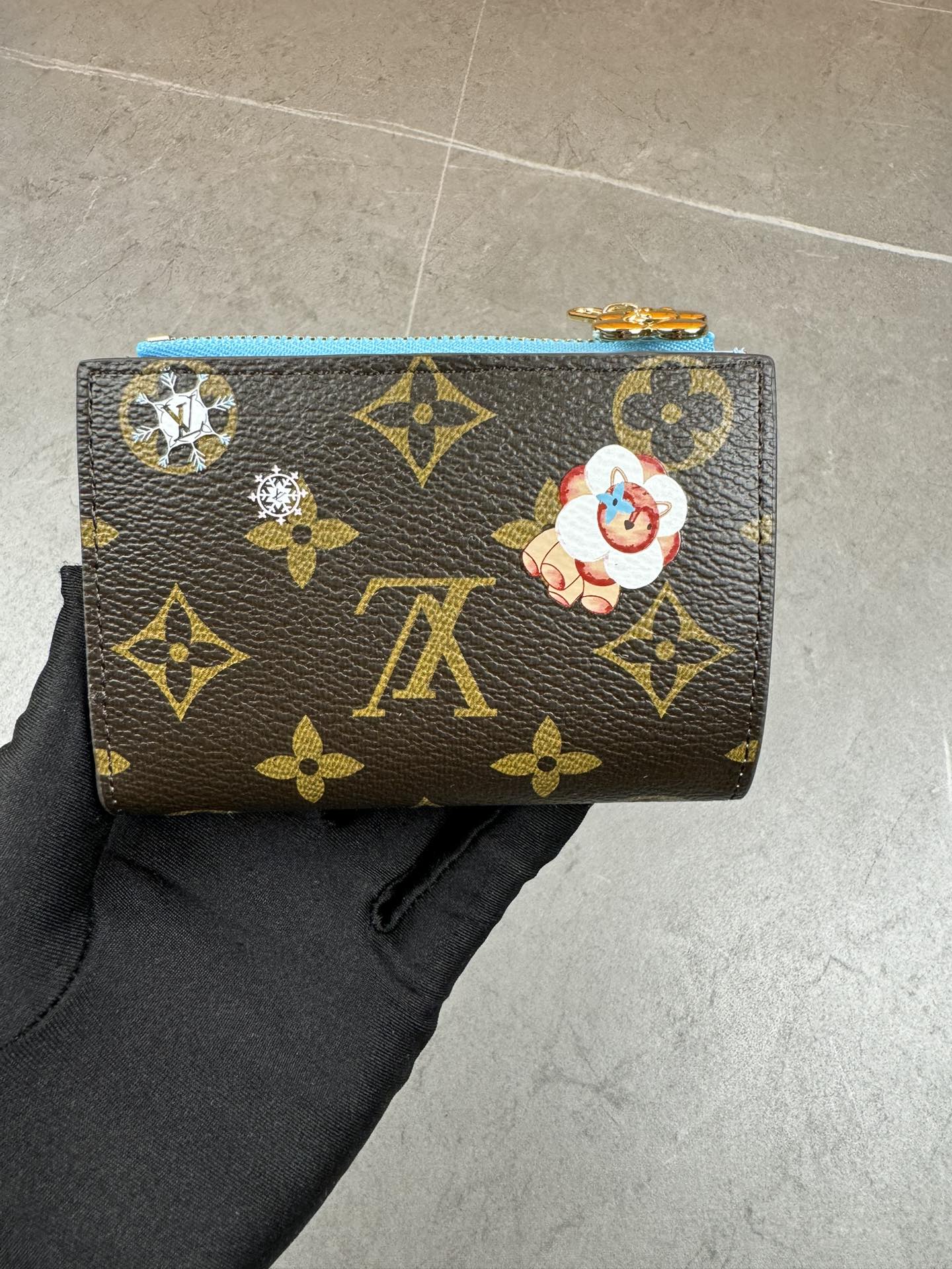 Louis Vuitton luxury item 2