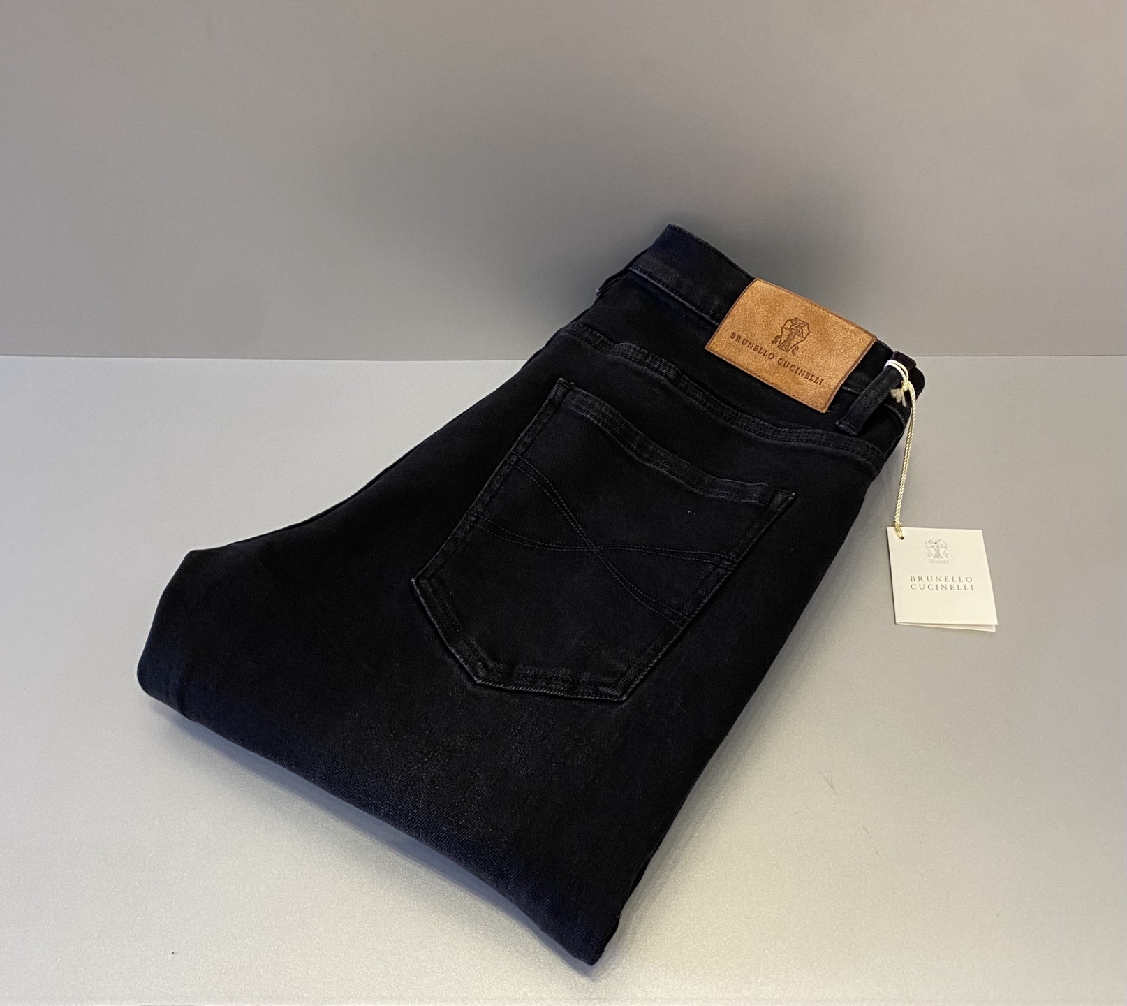 BRUNELL0*男裤 收身版型 带弹力 深灰黑色洗水百搭经典版码数：30.31.32.33.34.36