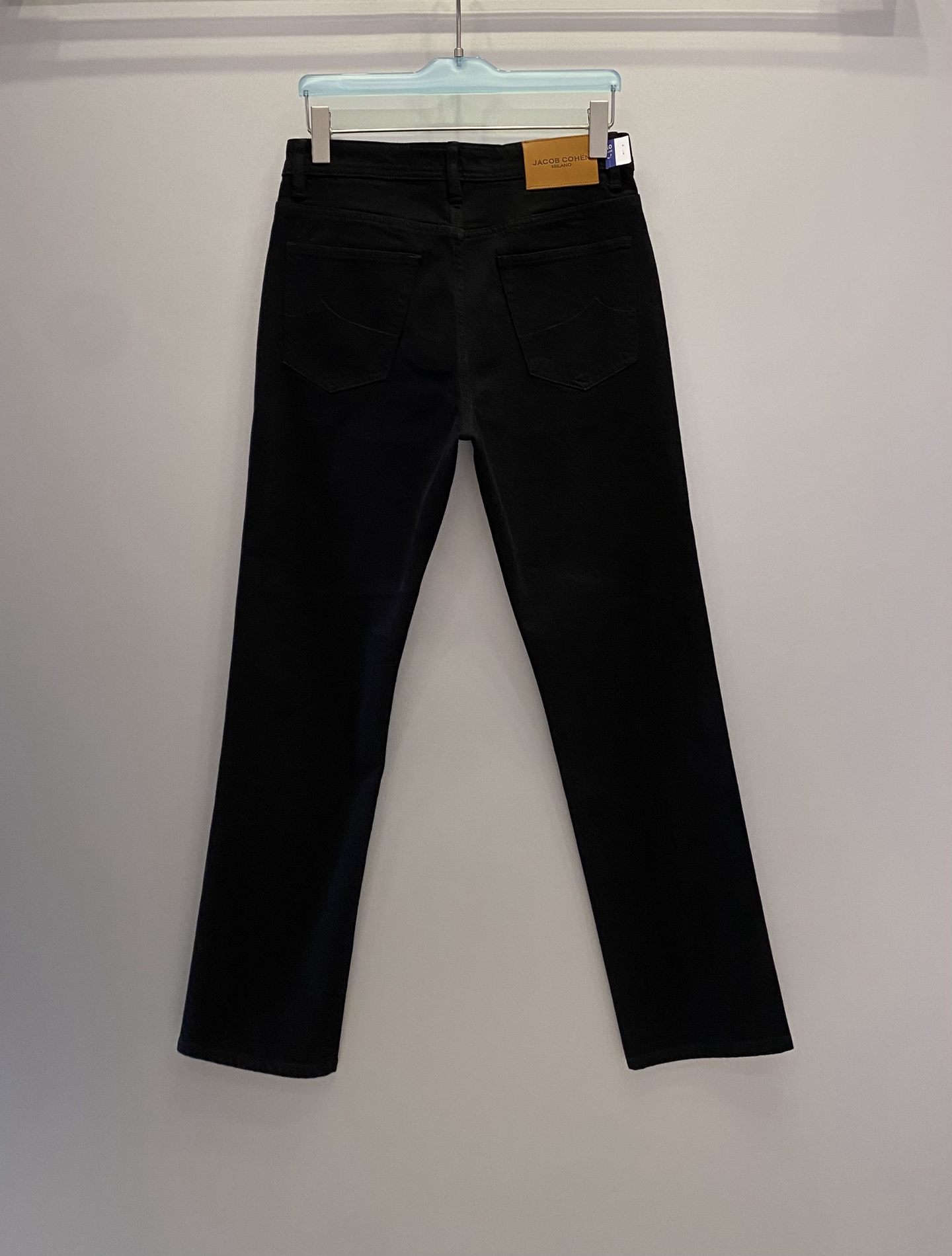 JACOB COHEN男裤 收身版型 带弹力 黑色码数：30.31.32.33.34.36.38【263