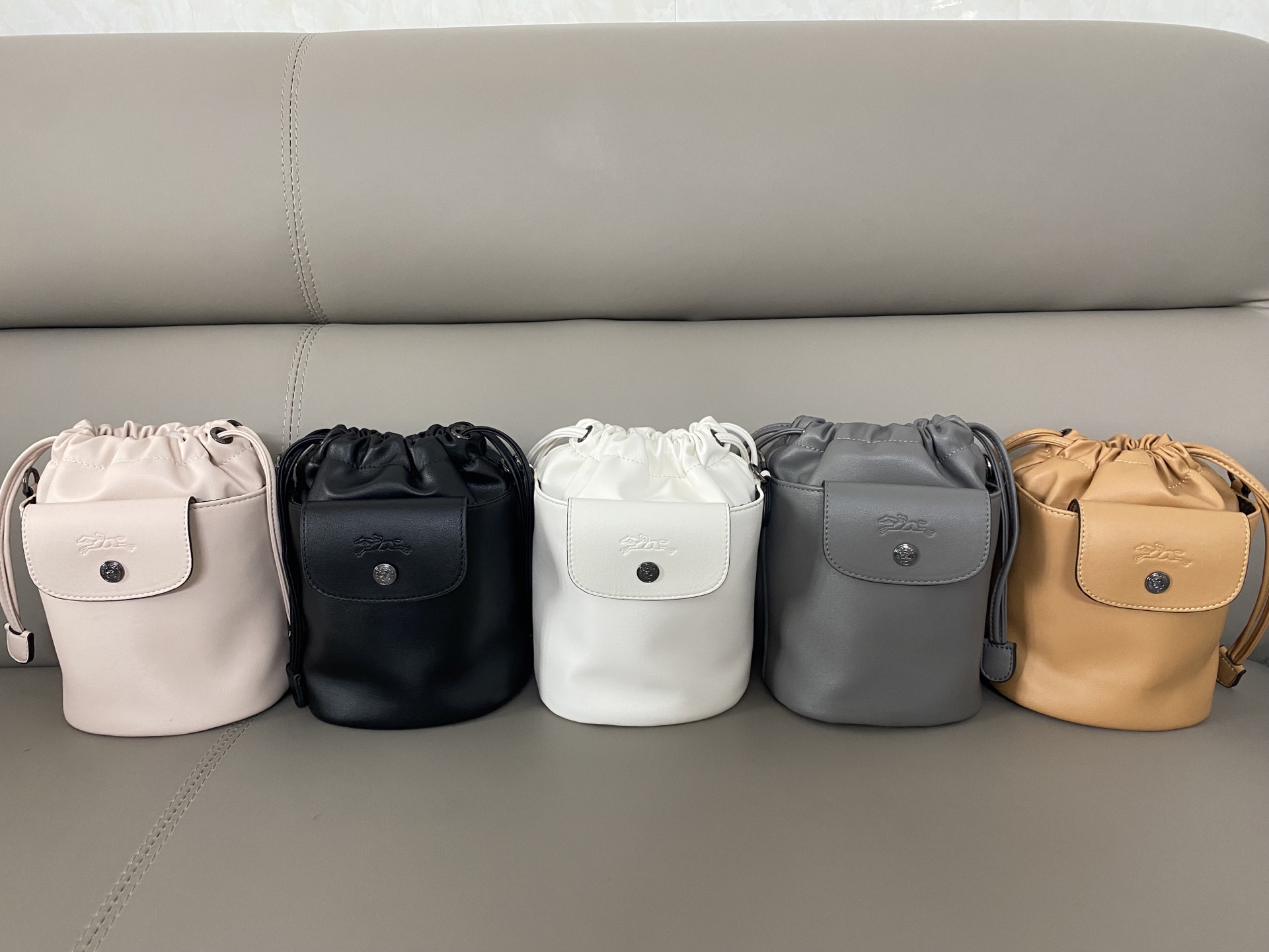 NO:809941,Longxiang new cowhide 10317 drawstring bucket 5 pieces in stock, Longxiang bb, cowhide19860909龙骧新款牛皮10317抽绳水桶5个现货,龙骧bb,cowhide,accessory