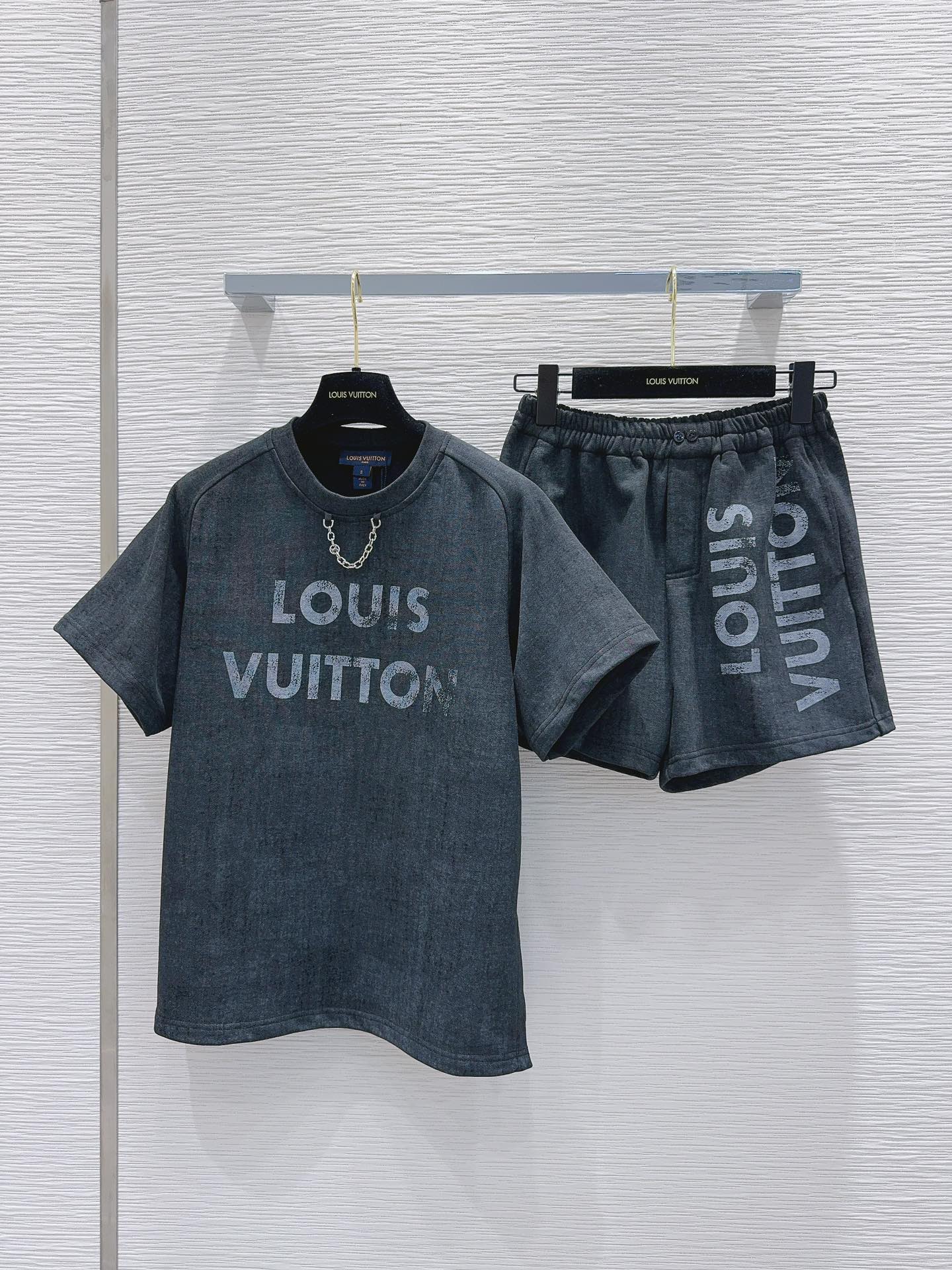 Hoge kwaliteit
 Louis Vuitton