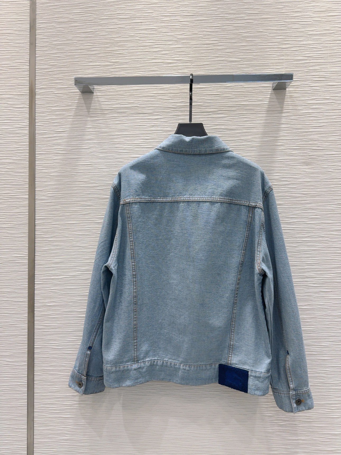 High-End Women’s Clothing Collection 2024SS: Burberry’s Stylish and Versatile Pieces - 图片 3