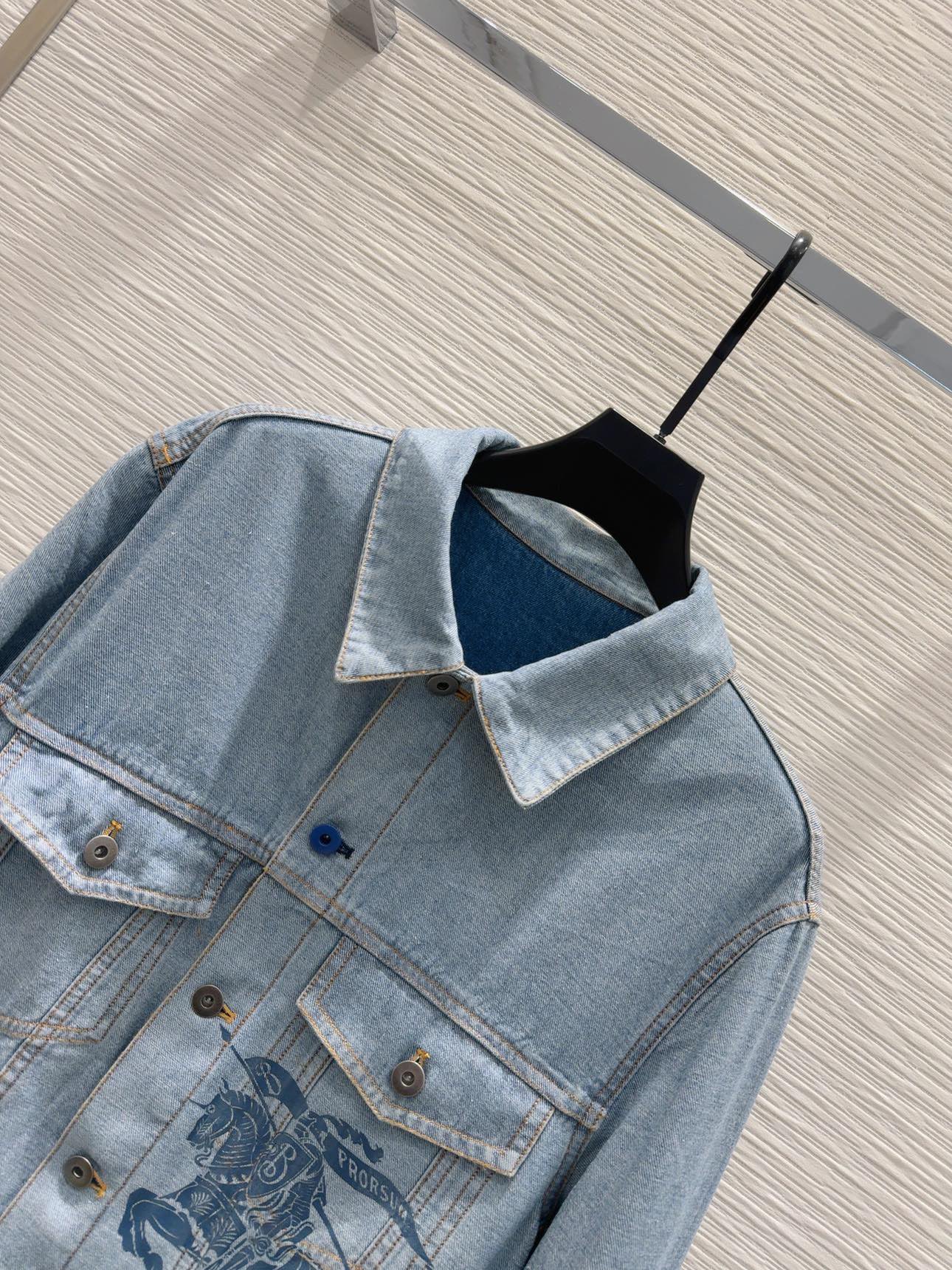 High-End Women’s Clothing Collection 2024SS: Burberry’s Stylish and Versatile Pieces - 图片 5
