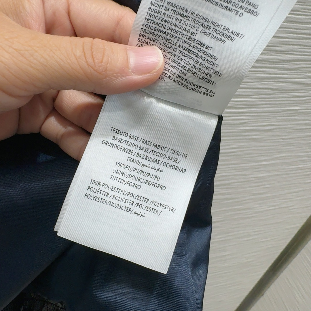 “Moncle*r👑2024AW High-Quality Women’s Suit with Custom PU-Skin Jacket” - 图片 6