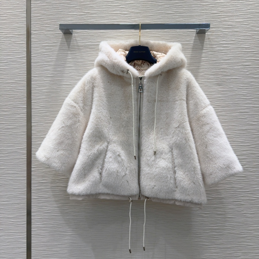 路易威登 Louis Vuitton 高定典藏名品高定成衣时装外套连衣裙衬衫T恤 #5F92C3C5 3