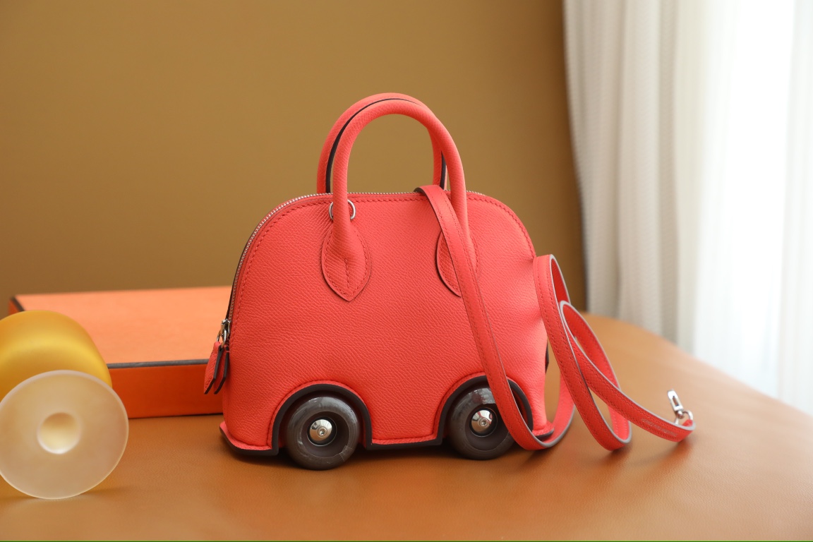 NO:699841,Small wheel, Texas pink, silver buckle, full hand details, real shot, in stock;,Hermes,hermes,Hermes,19860909小轮子 德克萨斯粉 银扣 全手细节 实拍 现货 ;,爱马仕,hermes,Hermes,,Bag