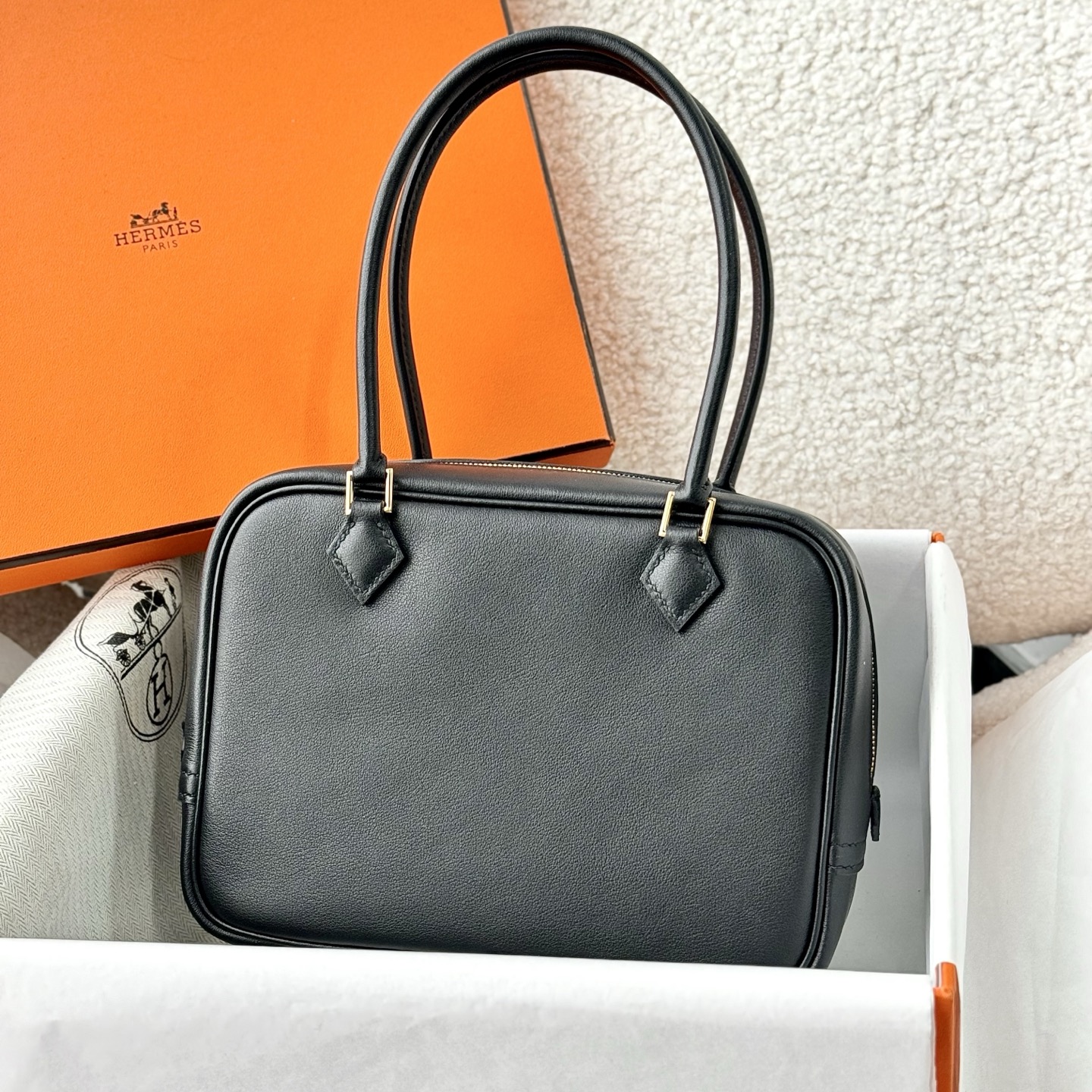 NO:741310,Black gold buckle, full hand details, real shot, in stock; Hermes,hermes,Hermes,19860909黑色 金扣 全手细节 实拍 现货；,爱马仕,hermes,Hermes,,Bag