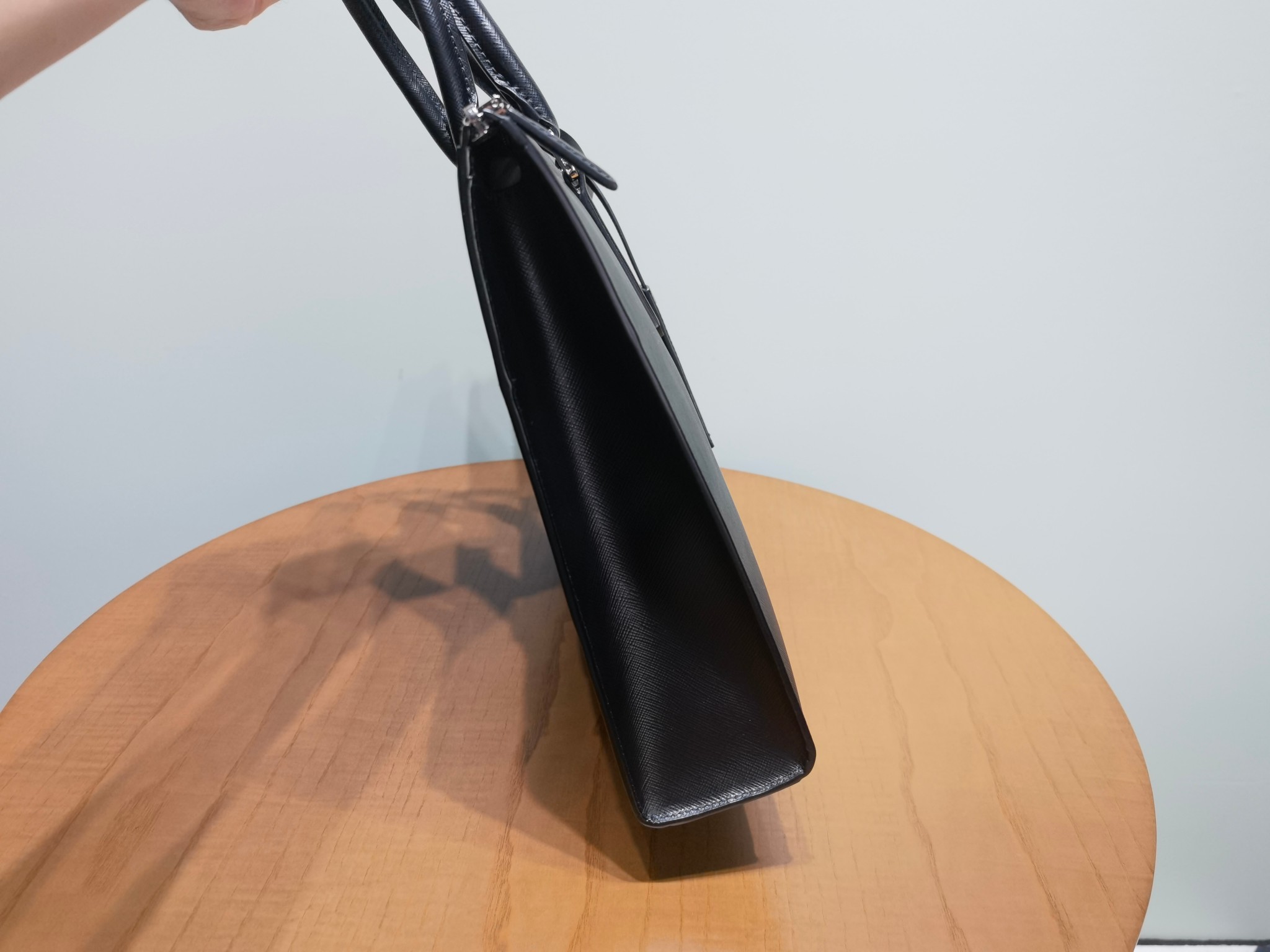 Портфель Prada Saffiano черный