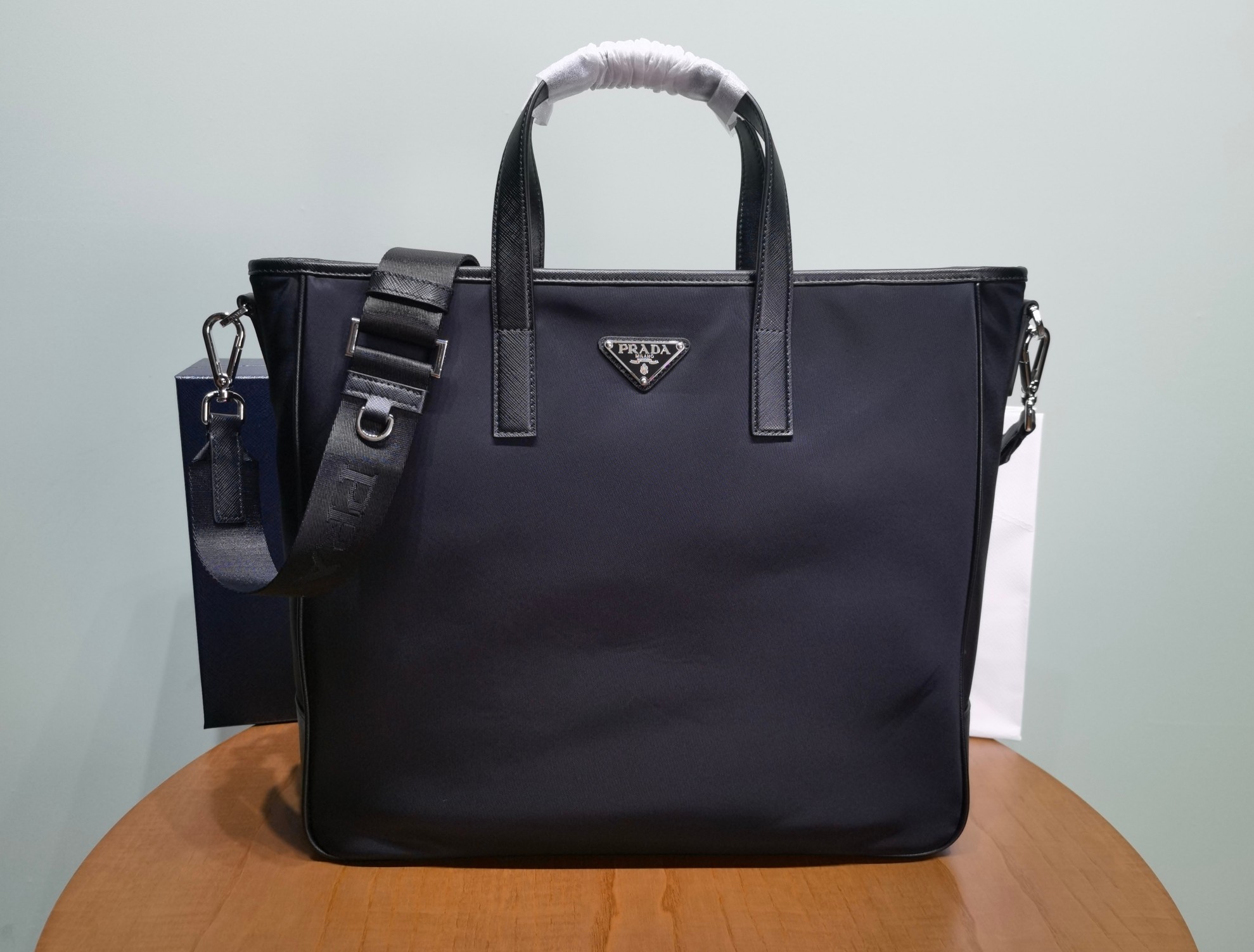 Сумка Prada nylon tote
