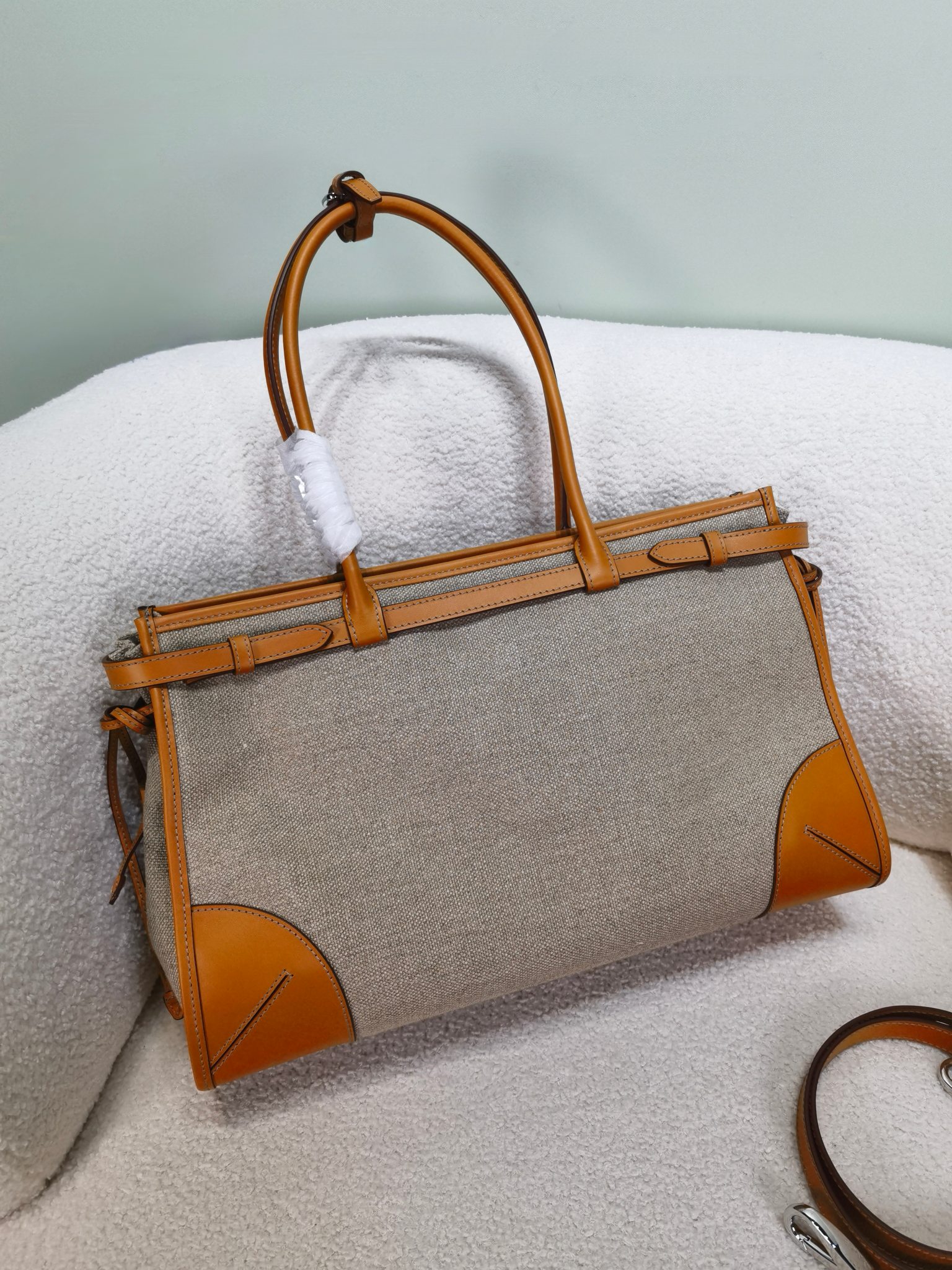 Сумка Prada Bonnie из льна и кожи