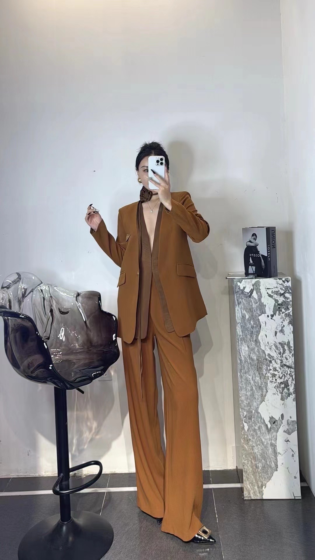 High-End Women’s Clothes: BV Packed, New Designs, Multiple Colors, Various Sizes - 图片 2