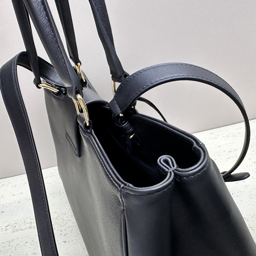 APPOLINE中号柔软牛皮革手袋15X9X6英寸37.5X22X16厘米本款型可装下IPAD等平板电脑