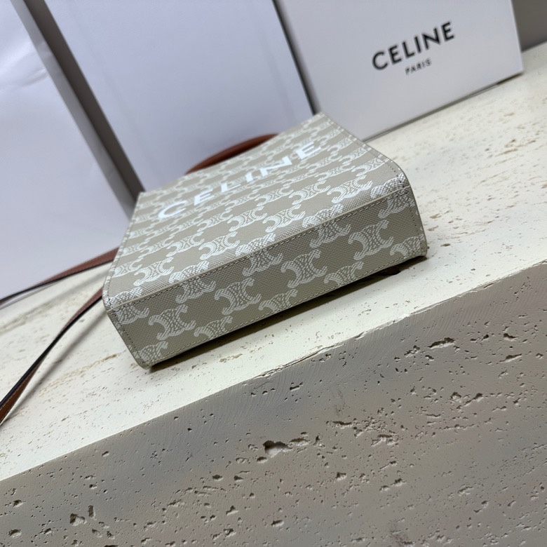 升级版CABASTRIOMPHE帆布MiNi号竖款手袋65%涂层帆布35%小牛皮100%棉衬里内侧插袋可