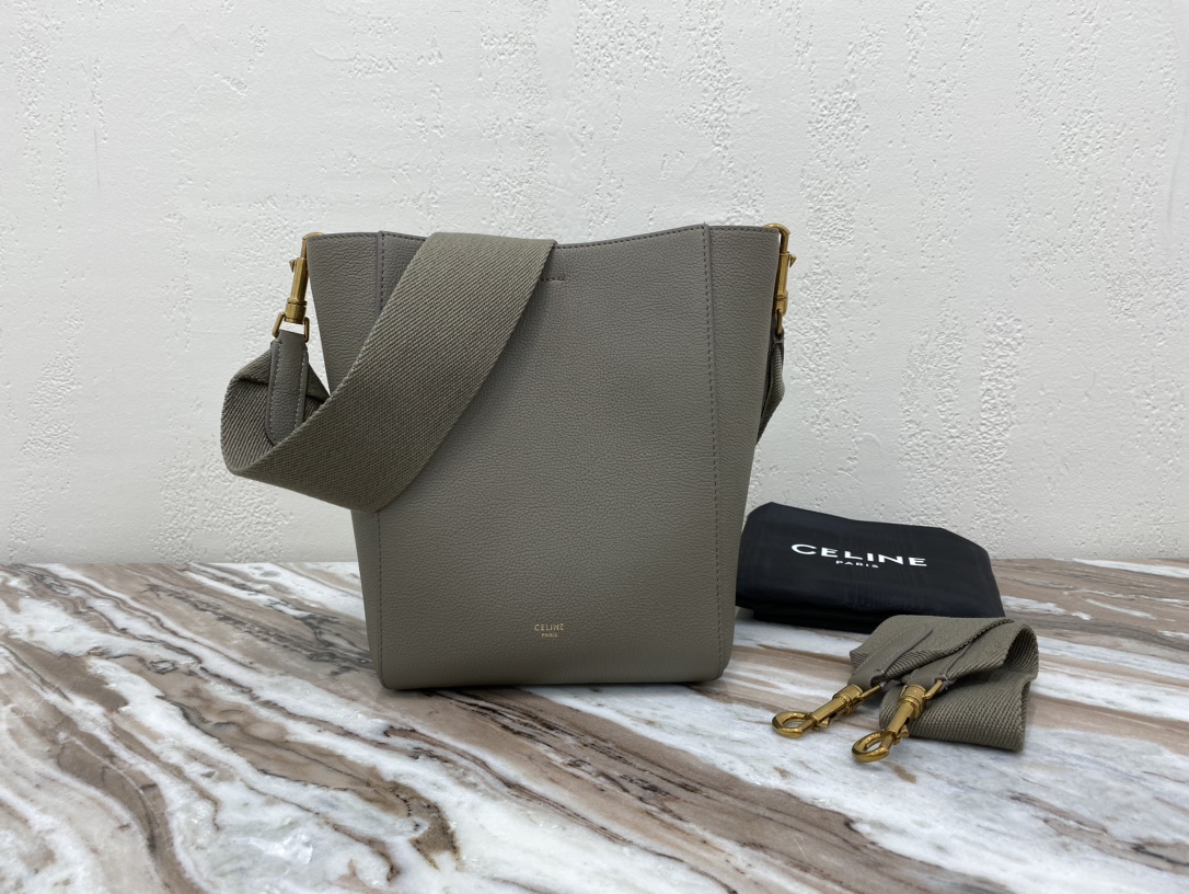 Celine Sangle Borse Crossbody & Borse a Tracolla Oro Pelle di vitello bovina Lana