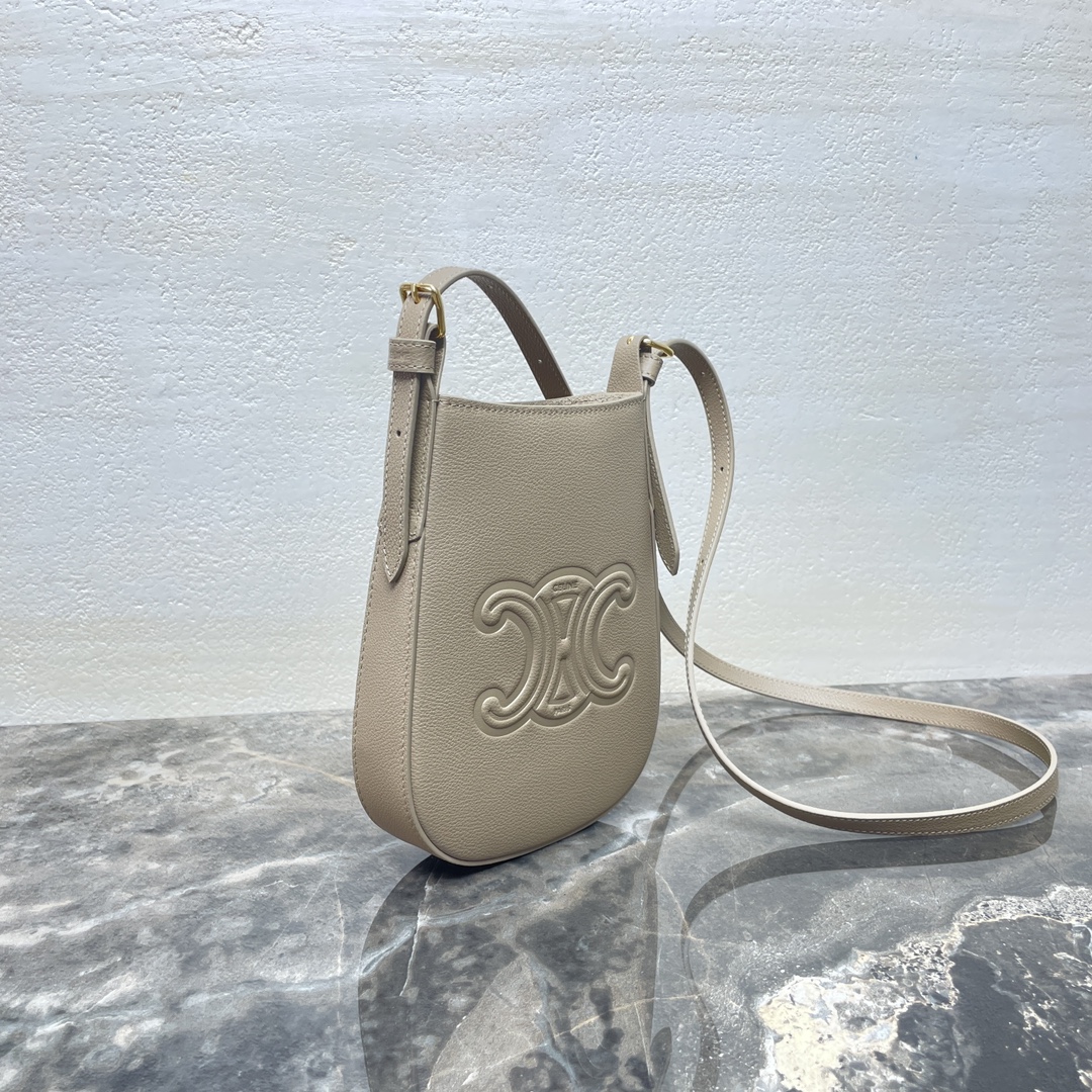 [Celine Women