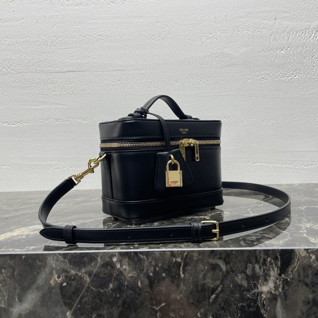 [Celine Women