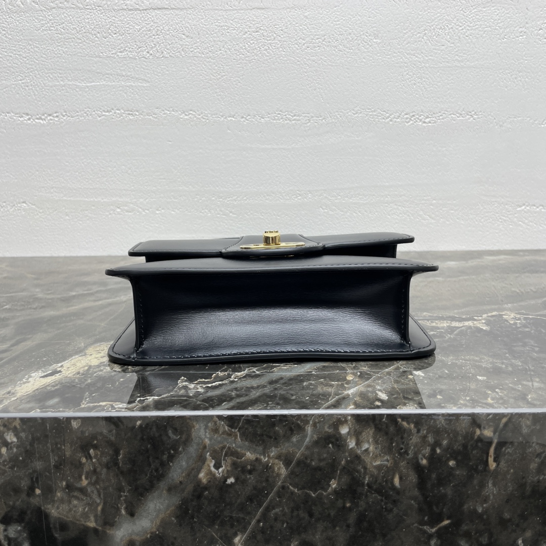 JOSEPHINE TRIOMPHE 腋下包包 5