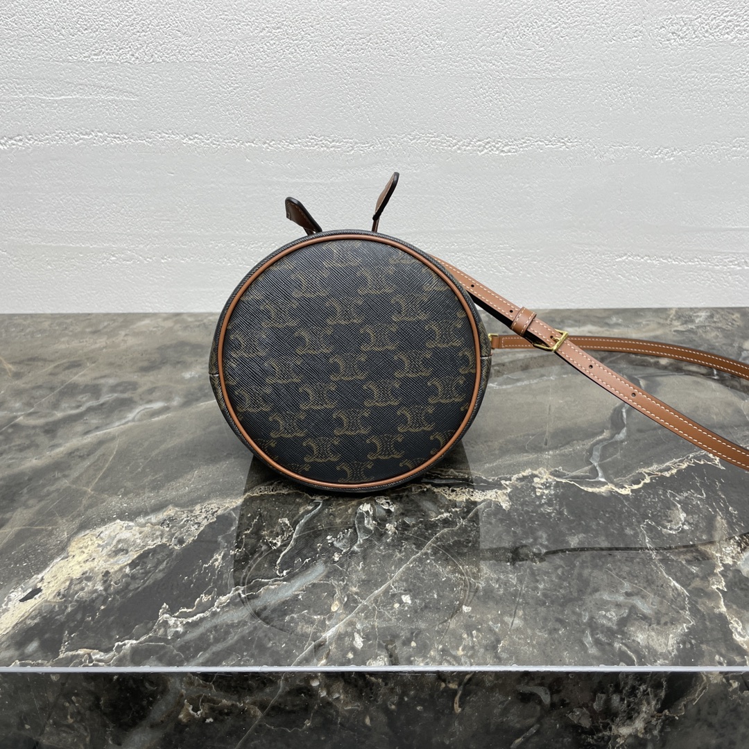 Celine CLARA 水桶包包 5