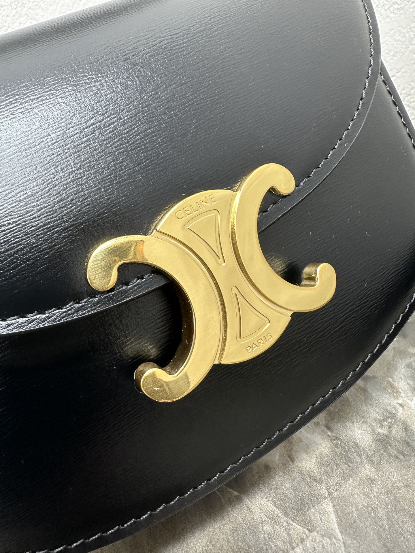 🆕 【升级全钢五金】BESACE TRIOMPHE迷你手搓纹手袋6 X 5 X 2英寸(15.5 X 1