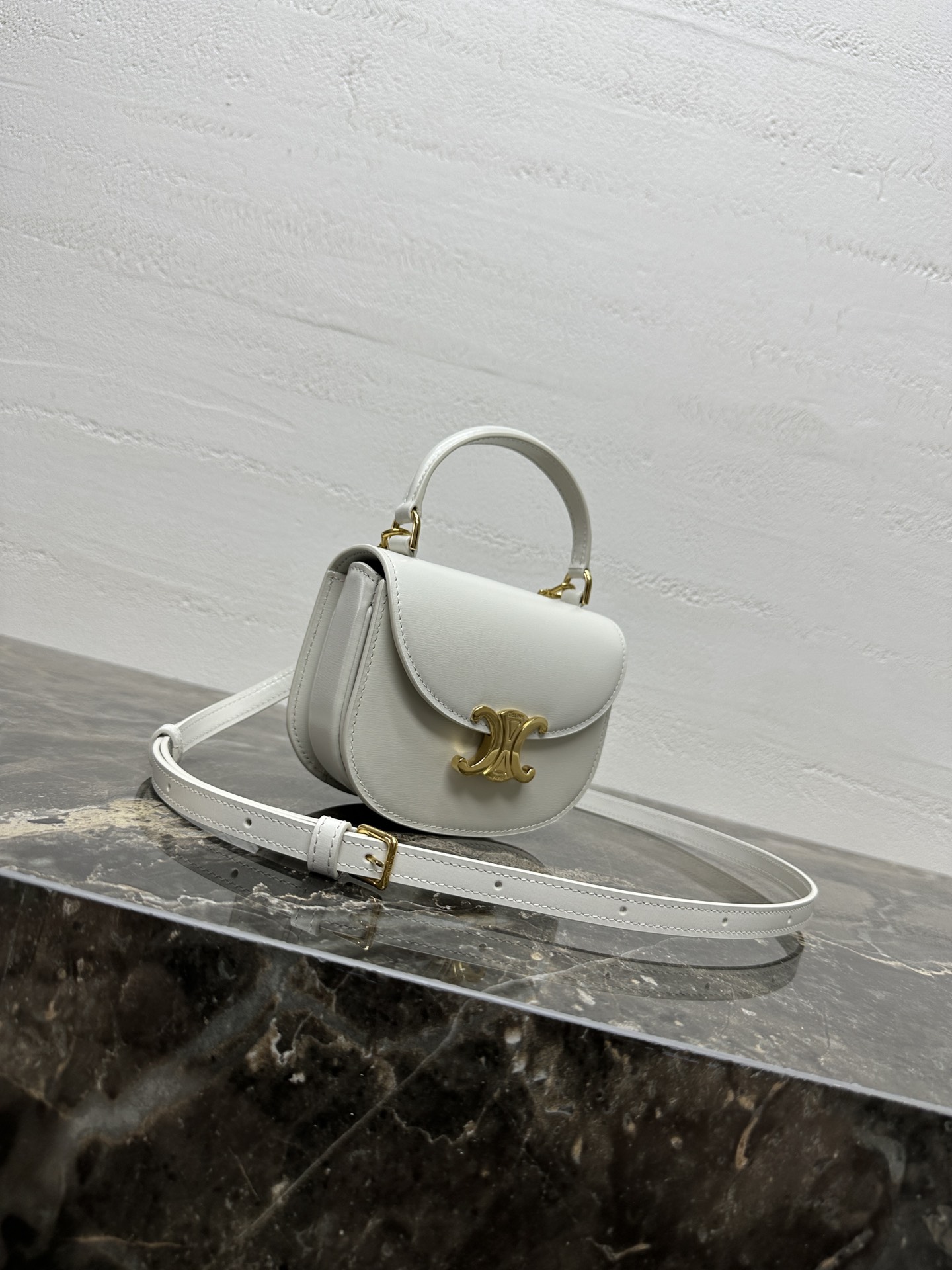 🆕 【升级全钢五金】BESACE TRIOMPHE迷你手搓纹手袋6 X 5 X 2英寸(15.5 X 1