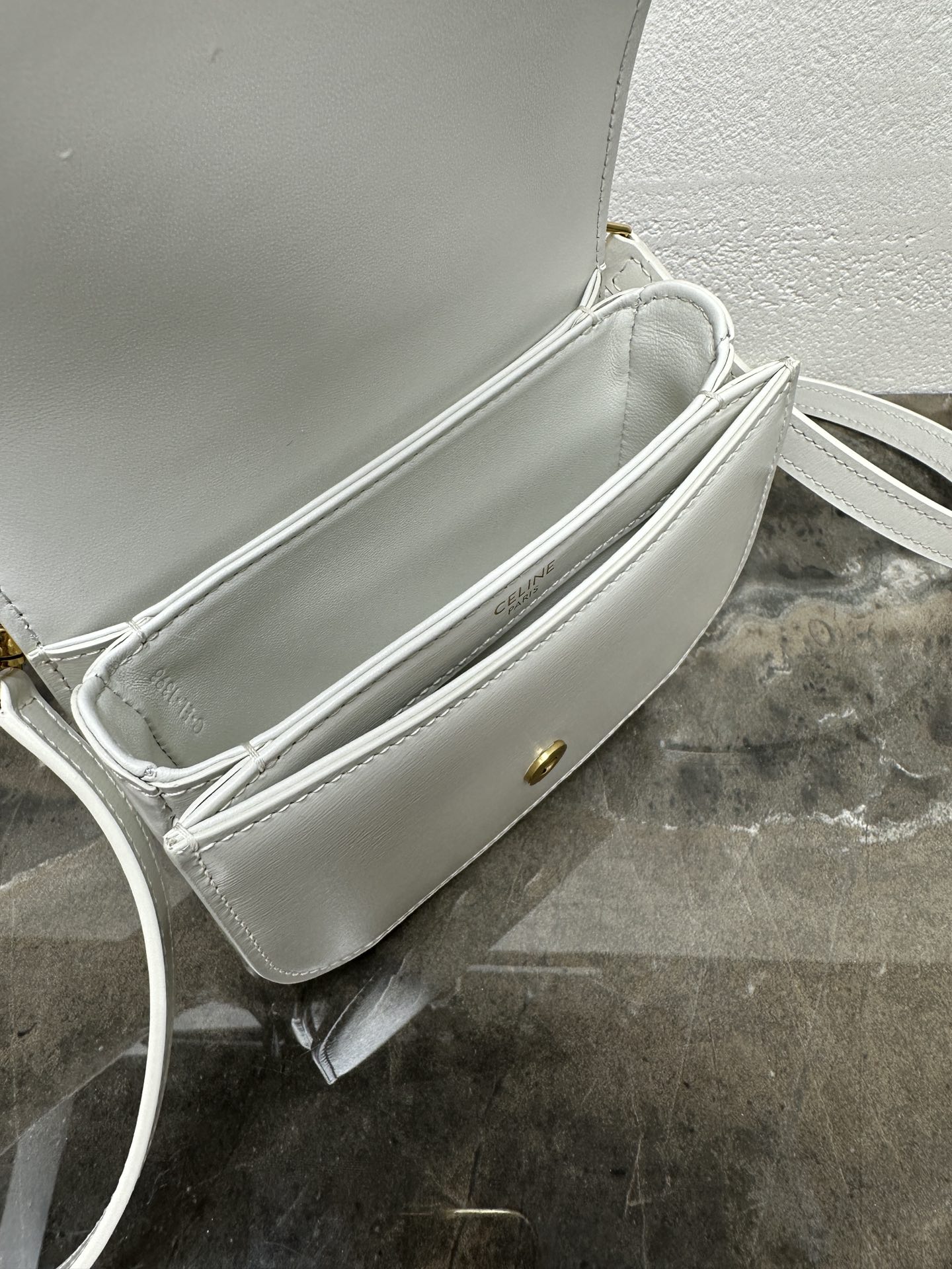 🆕 【升级全钢五金】BESACE TRIOMPHE迷你手搓纹手袋6 X 5 X 2英寸(15.5 X 1