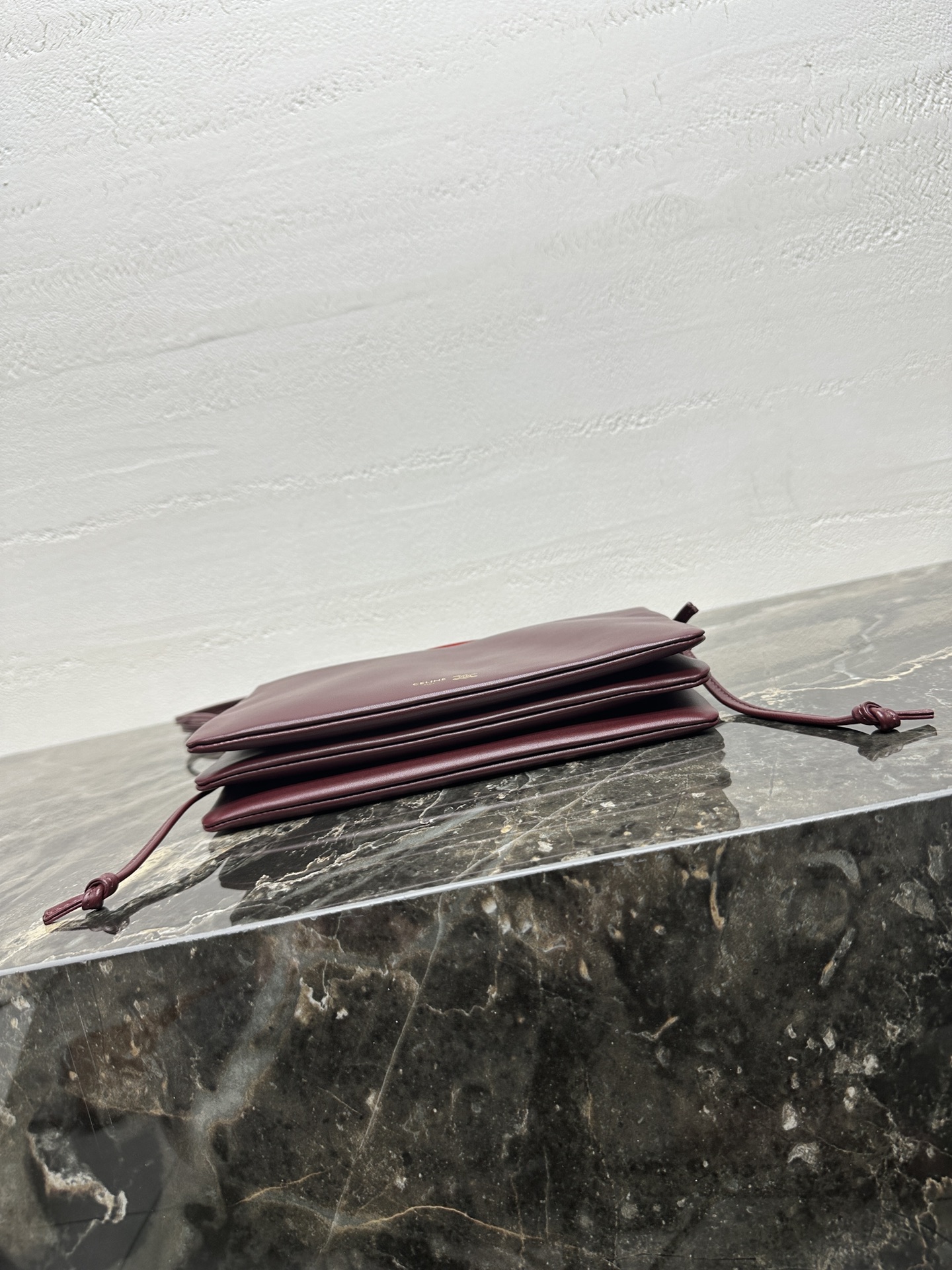 TRIO FLAP手袋💯全钢五金‼️本款型可装下PLUS等较大的智能手机羊皮革牛剖层革金色饰面斜挎和肩背