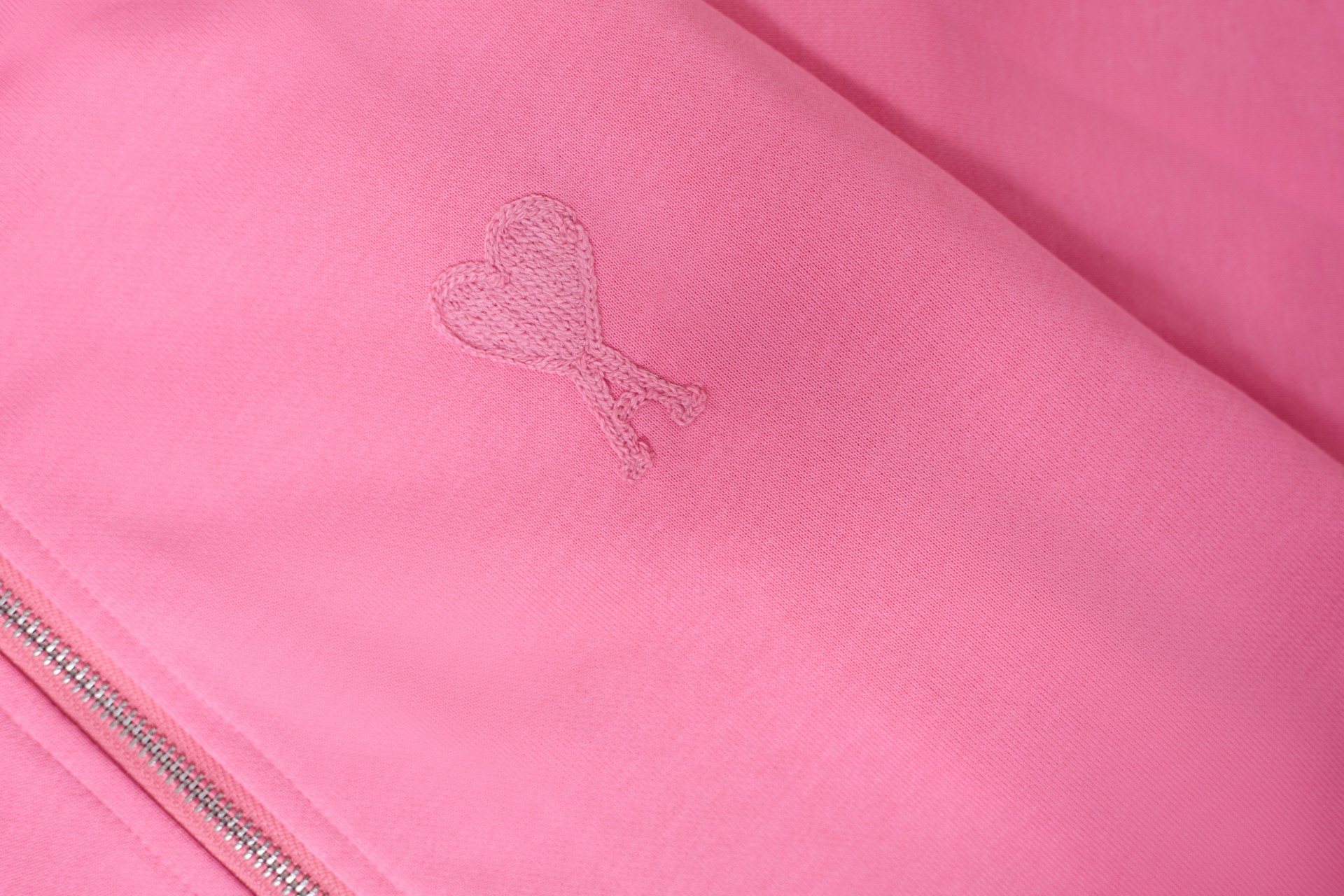 Ami Paris Sudadera con Capucha y Cremallera Bordada con Corazón Rosa 6 a1756046523909 5412