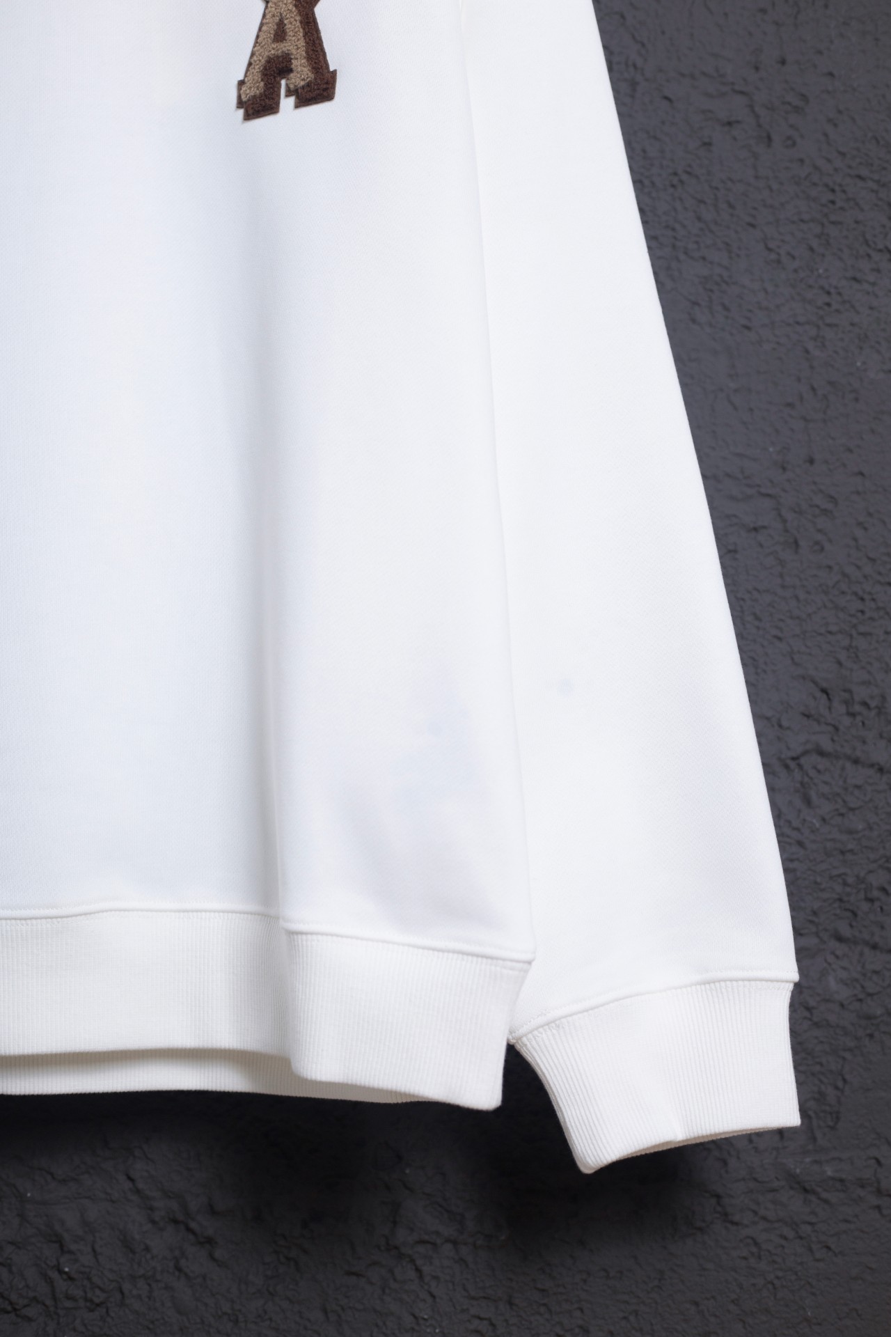 AMI Paris Sudadera de Algodón con Bordado de Corazón para Hombre y Mujer 7 a1760296873656 6760