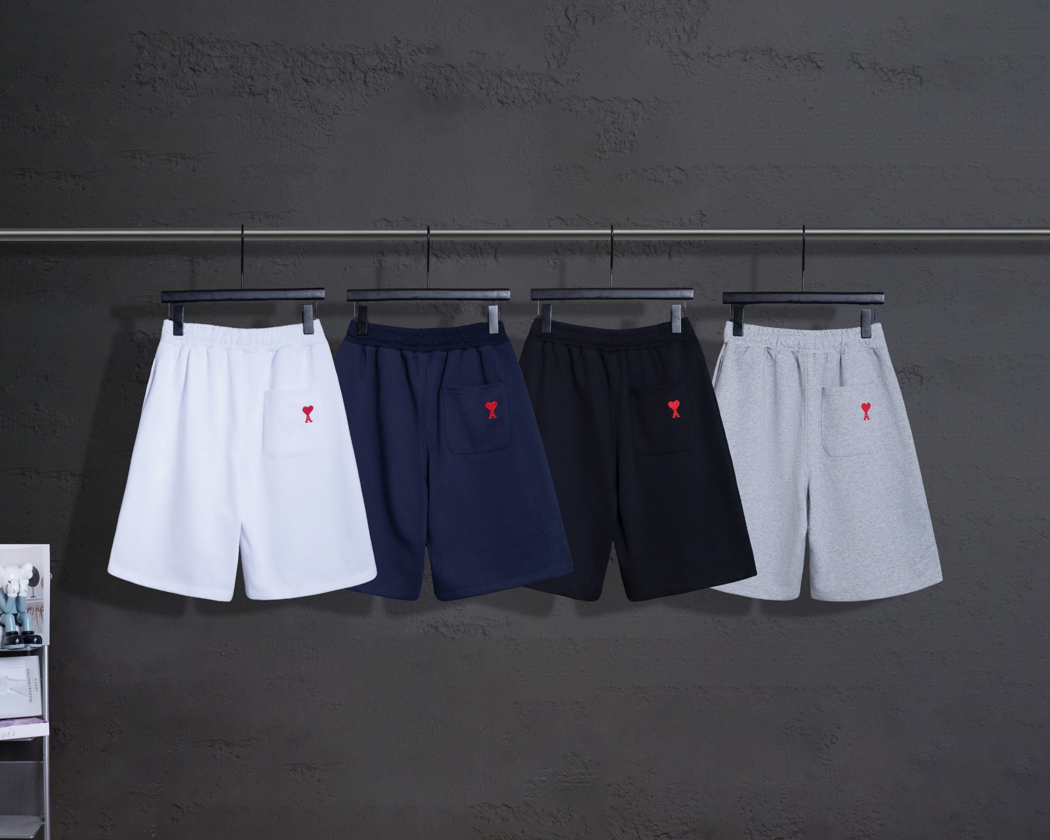 P73 Código: 525 Serie de pantalones cortos AMI primavera/verano~ Peso pesado y grueso de alta densidad, algodón puro 38…
