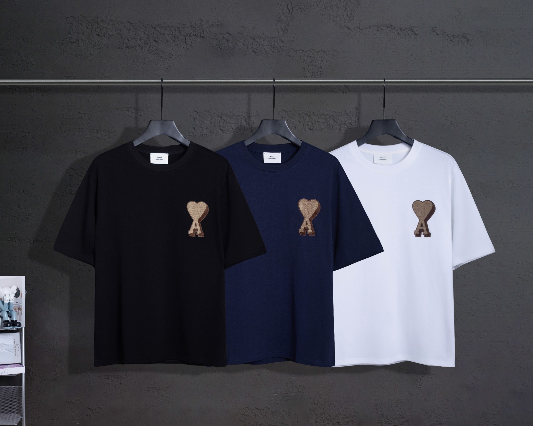 P55 Número de modelo: 620 Serie de camisetas de primavera/verano AMI~ Peso pesado y grueso, 100% algodón de doble hilo …