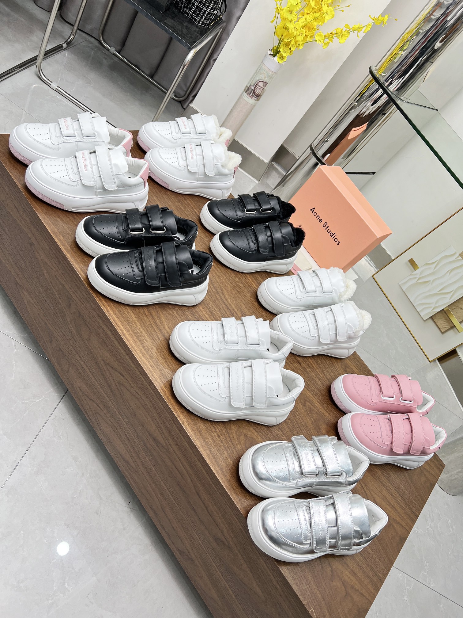 NO:238071,New products are available in the factory, and the boss is welcome to sell the picture above!  , casual shoes/sports shoes, sneakers19860909工厂上新,欢迎老板上图大卖！,休闲鞋/运动鞋,sneakers,Women's Shoes