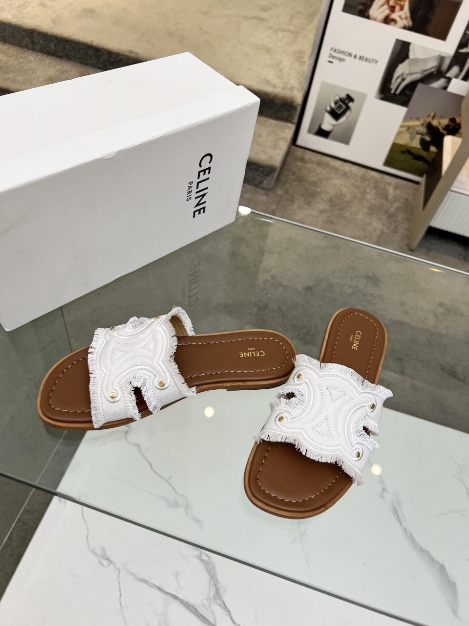 Celine Spring/Summer 2025 Embroidered Leather Slides Sandals for Women 7 i1746627129993 2090 0 6