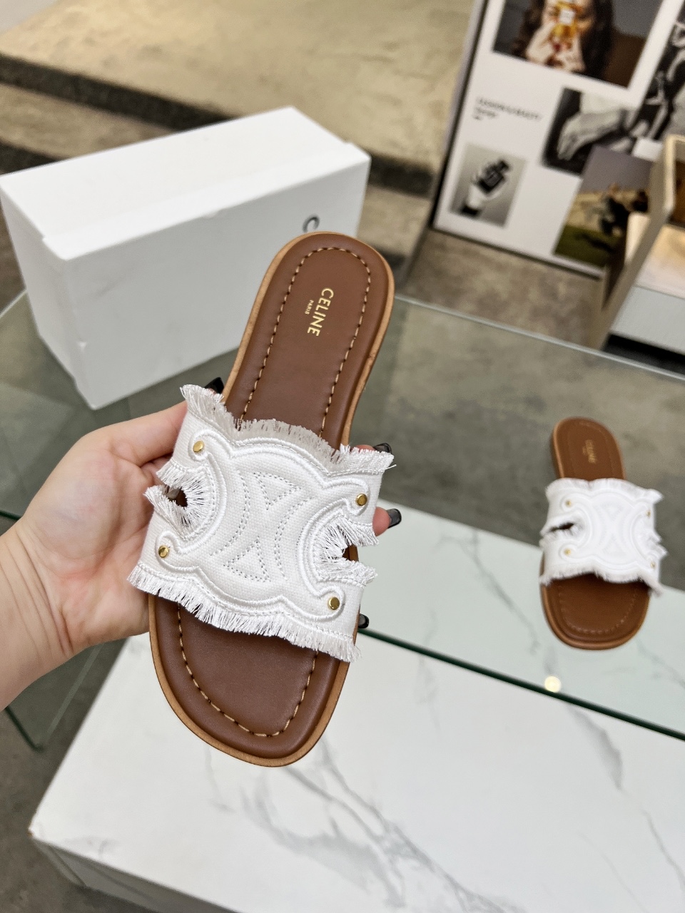 Celine Spring/Summer 2025 Embroidered Leather Slides Sandals for Women 6 i1746627129993 6217 0 4