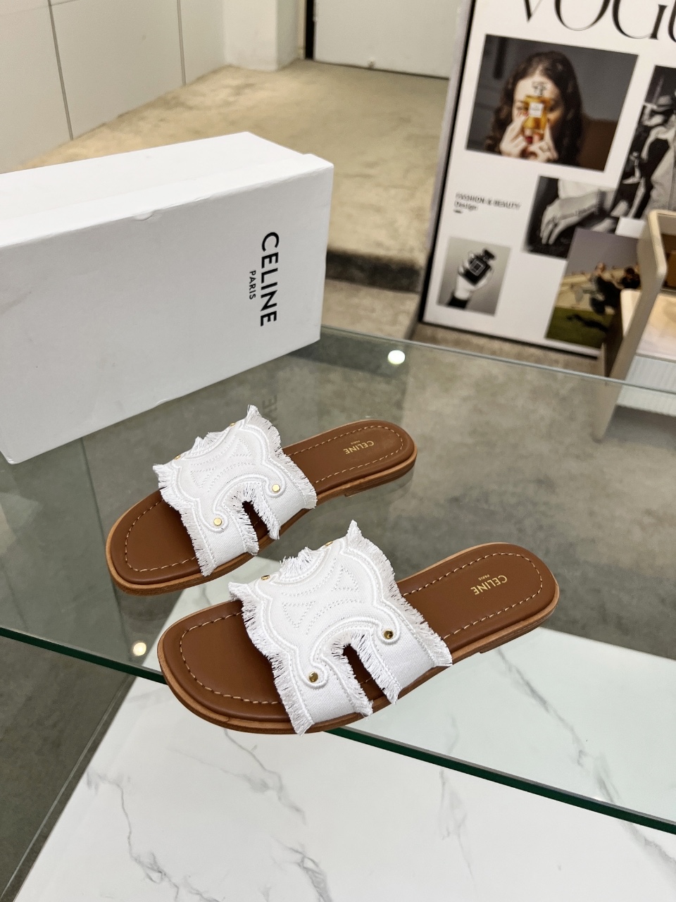 Celine Spring/Summer 2025 Embroidered Leather Slides Sandals for Women 4 i1746627132077 4178 0 2