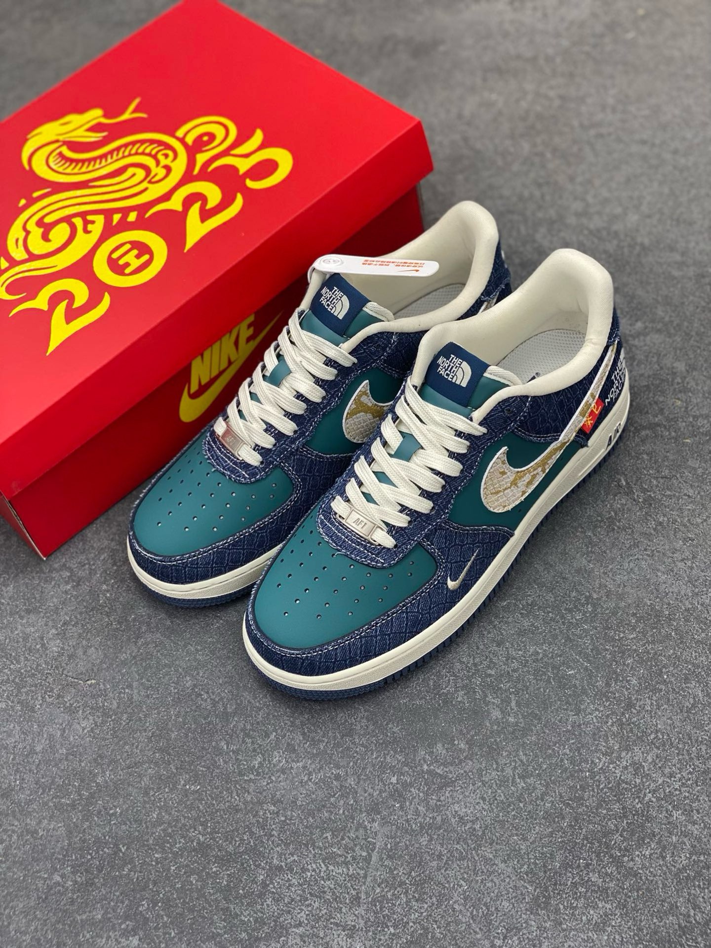 图片[8]-福利特价 Nk Air Force 1‘07 Low 北面联名 空军一号低帮休闲板鞋  #原楦头原纸板 原装鞋盒 定制五金配件 内置全掌气垫 原厂鞋底 货号：CH6336-526  尺码：36 36.5 37.5 38 38.5 39 40 40.5 41 42 42.5 43 44 44.5 45-选品中心