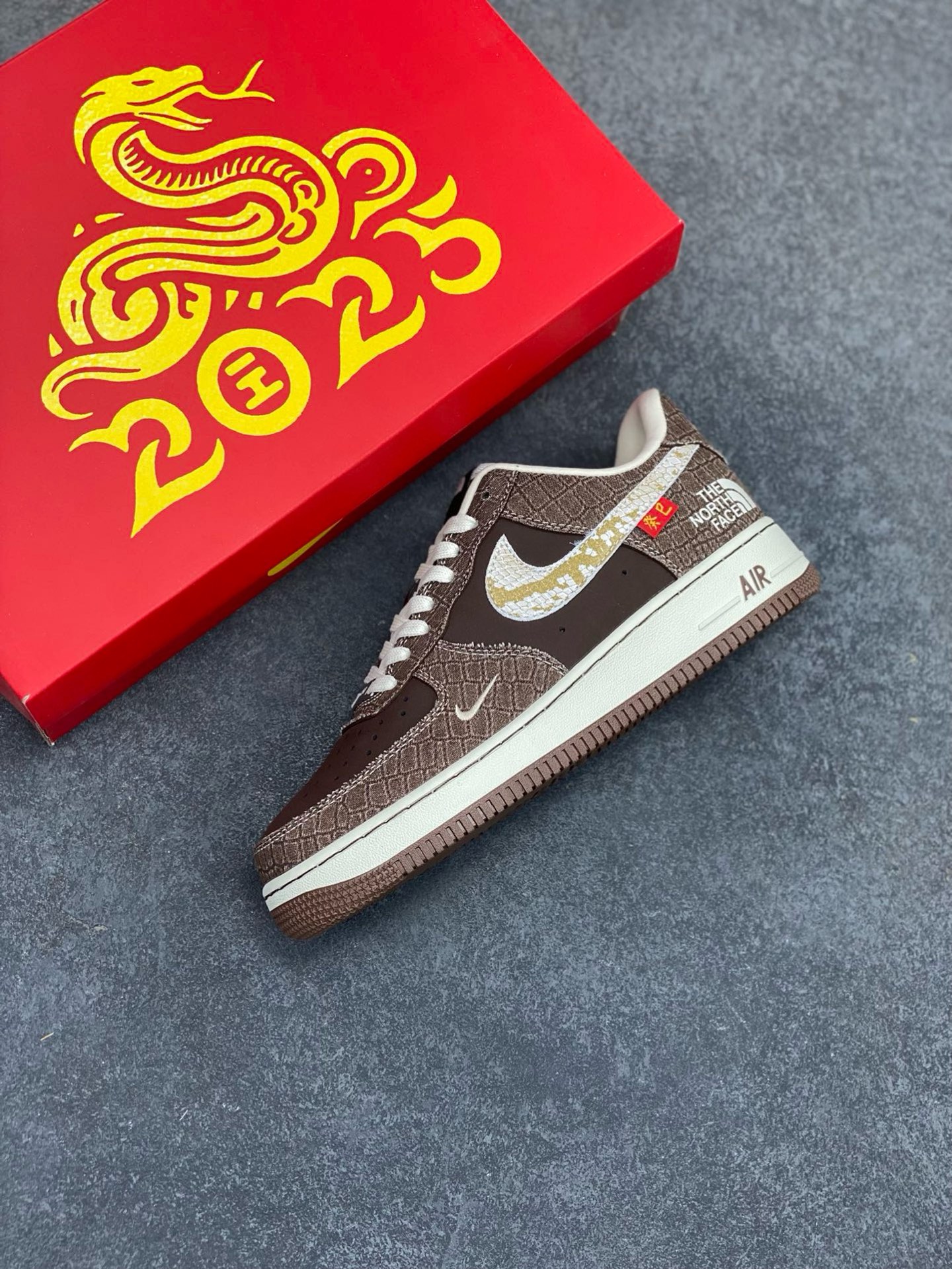 图片[7]-福利特价 Nk Air Force 1‘07 Low 北面联名 空军一号低帮休闲板鞋  #原楦头原纸板 原装鞋盒 定制五金配件 内置全掌气垫 原厂鞋底 货号：CH6336-524  尺码：36 36.5 37.5 38 38.5 39 40 40.5 41 42 42.5 43 44 44.5 45-选品中心