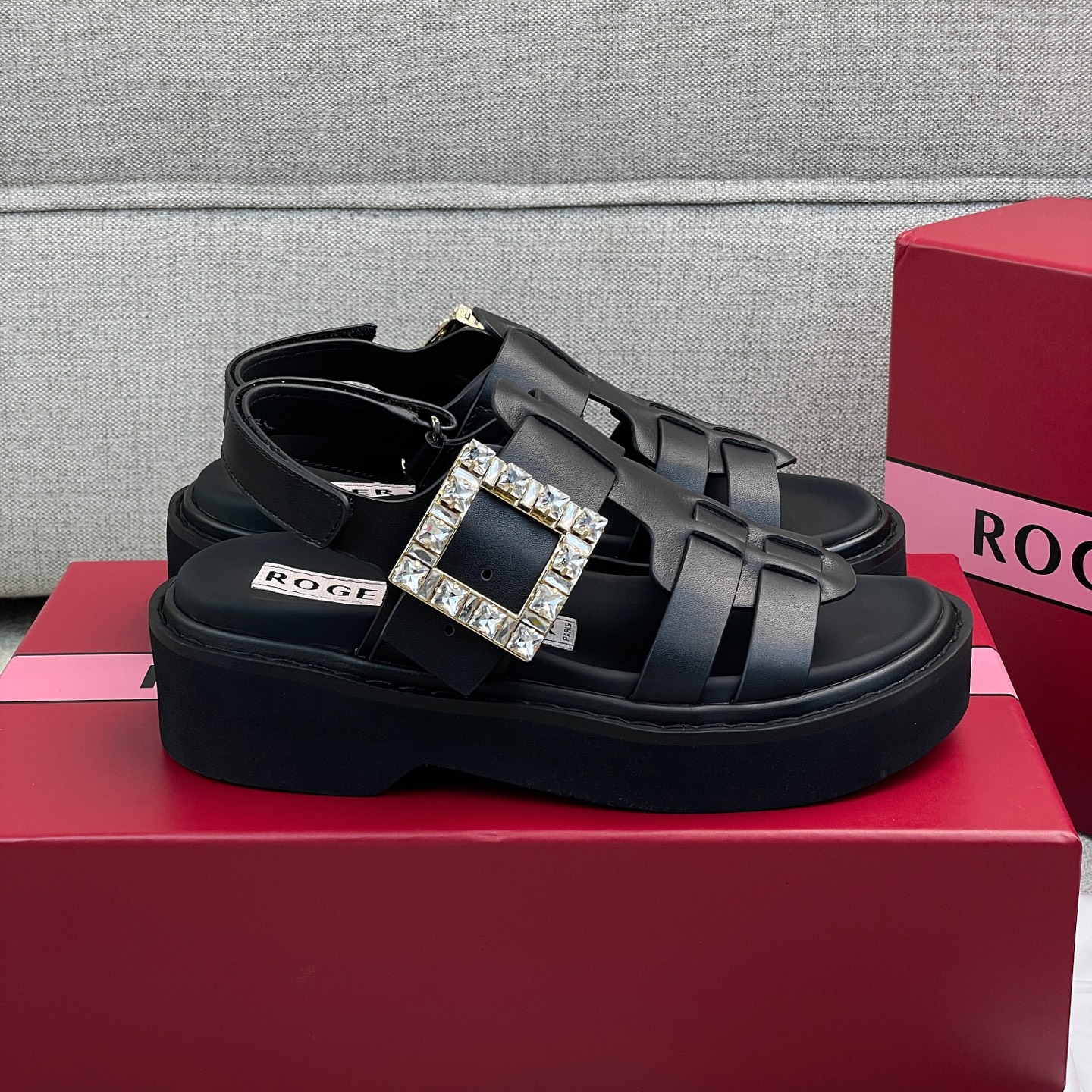Roger Vivier RV25 Black Leather Platform Sandals with Crystal Buckle 8 i1749660487455 3491 0 6