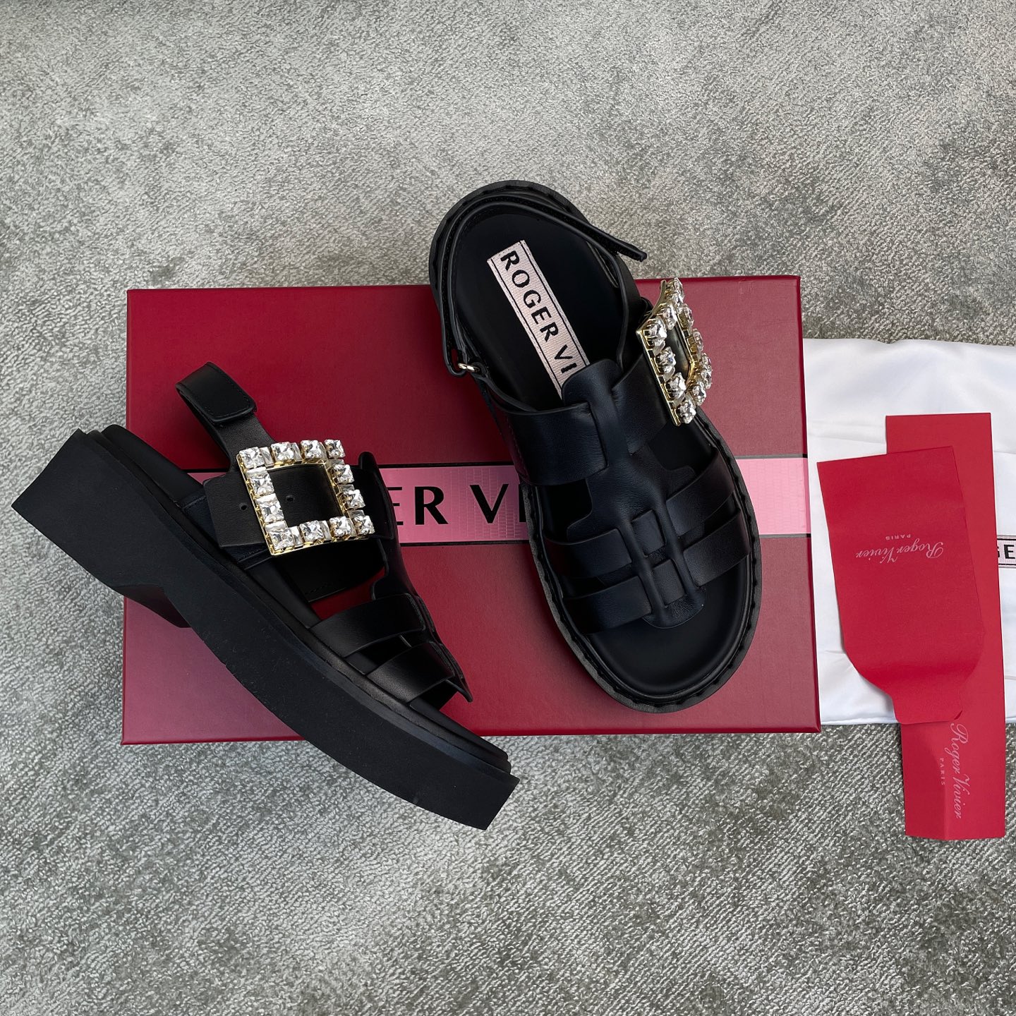Roger Vivier RV25 Black Leather Platform Sandals with Crystal Buckle 9 i1749660492315 1936 0 7