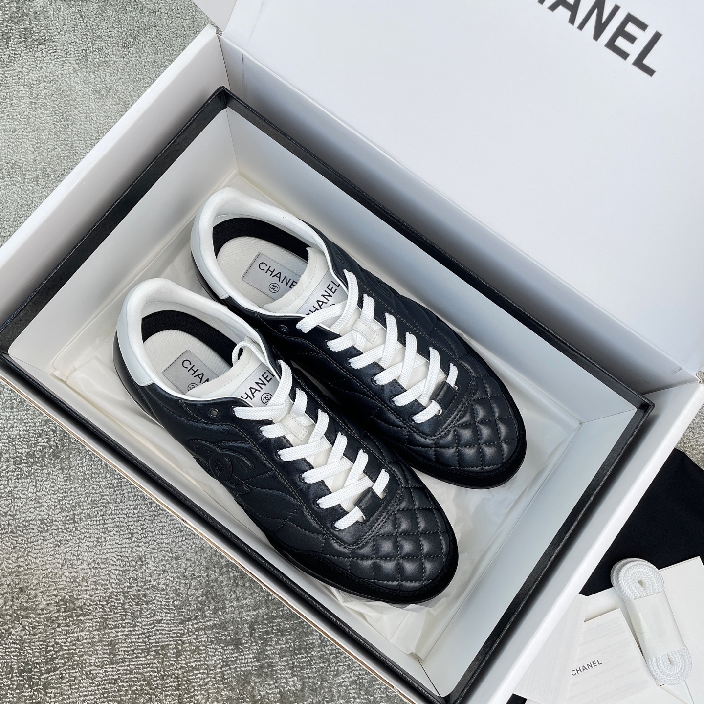 Chanel Men's Classic New Version Tennis Shoes - Ultimate Comfort & Style 3 i1749823663778 5607 0 1