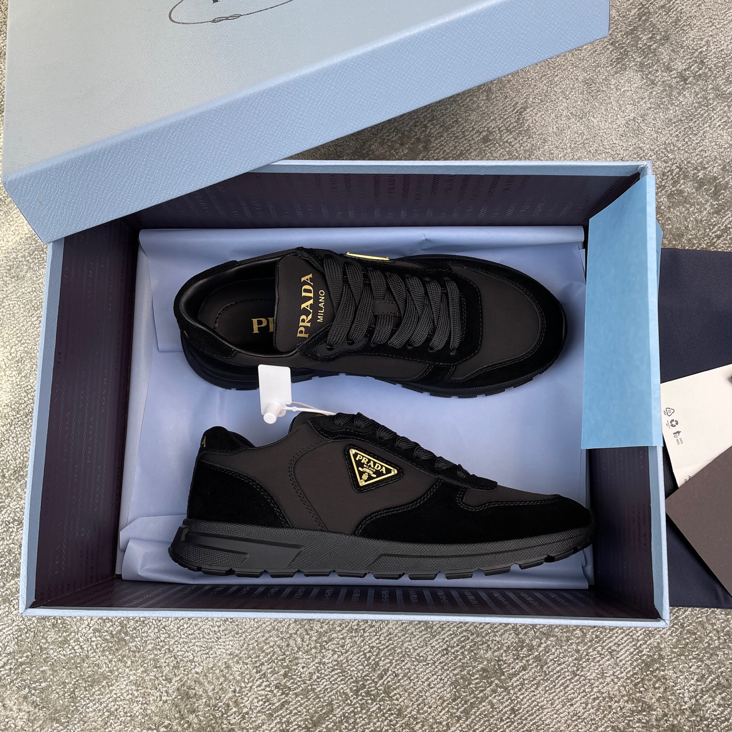 Prada Nieuwe Heren Sneakers - Stijlvol, Comfortabel & Veelzijdig - Zwart/Wit
