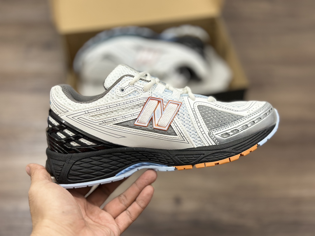 220 New Balance 1906系列复古老爹风休闲运动慢跑鞋  M1906RBO