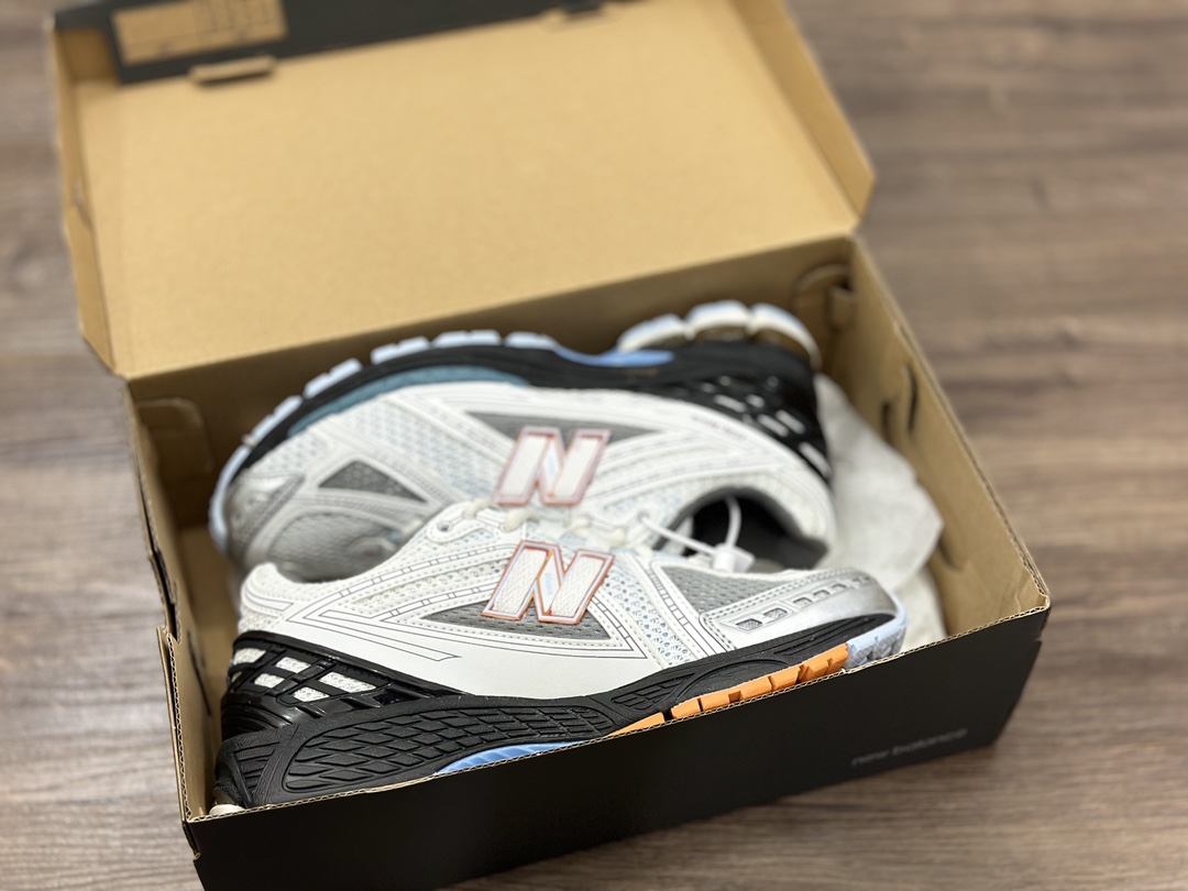 220 New Balance 1906系列复古老爹风休闲运动慢跑鞋  M1906RBO