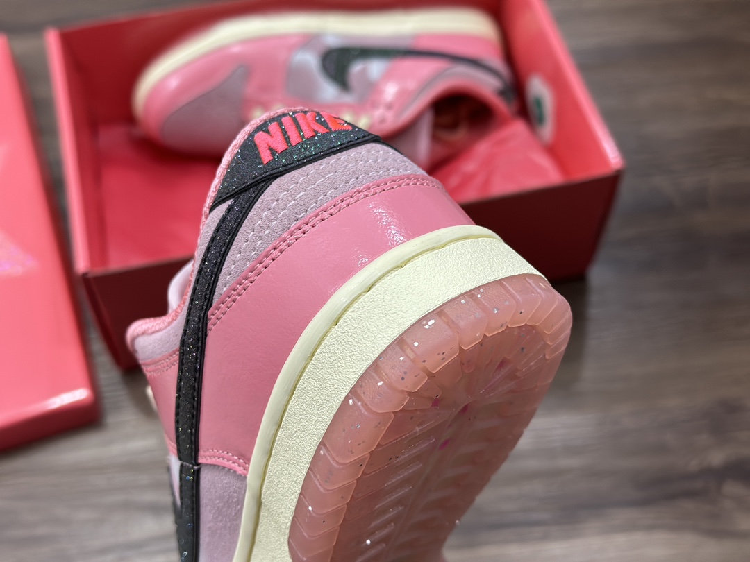 NIKE SB Dunk Low Barbie Pink Foam Low-top Casual Sports Shoes FN8927-621