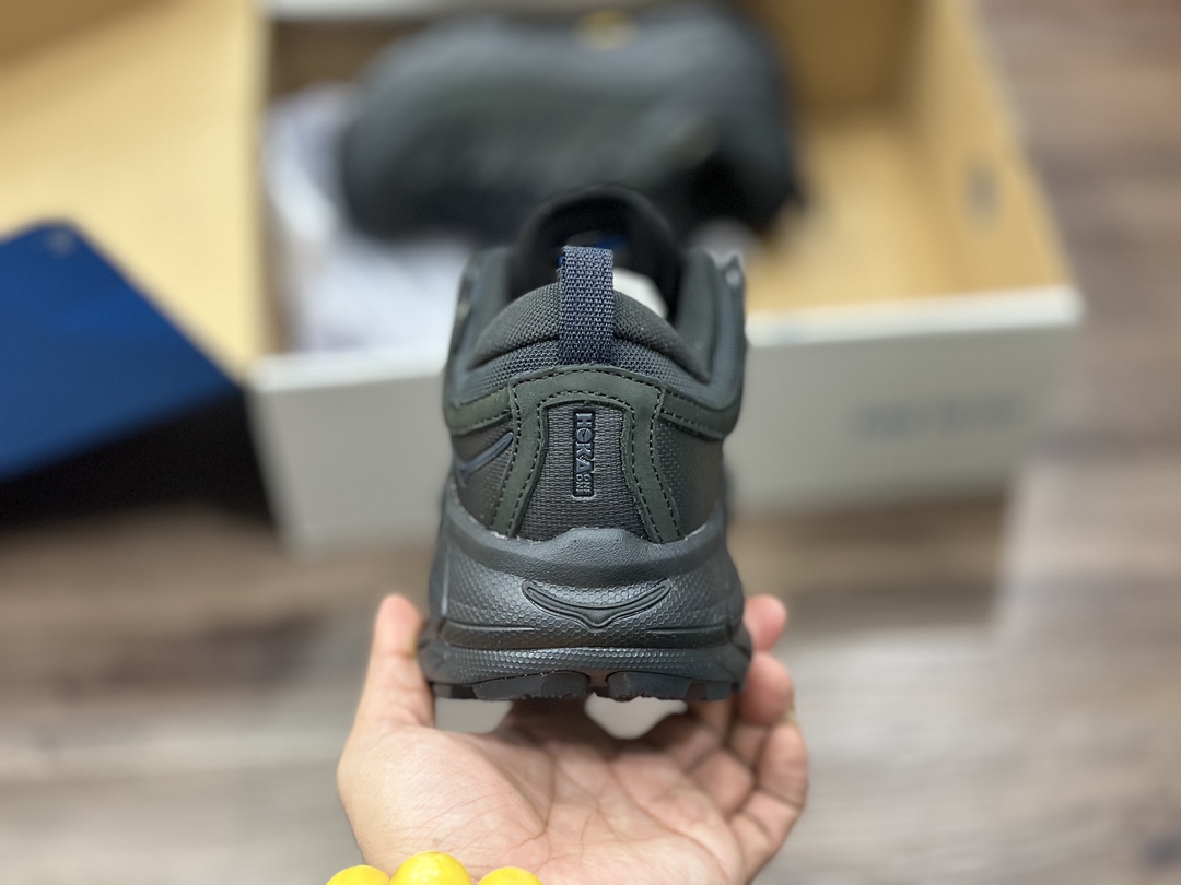 HOKA ONE ONE Tor Ultra Low Gore-Tex, an enhanced low-top sneaker from the emerging American running shoe brand, comes in ”matte black and yellow” 1130310/BBLC