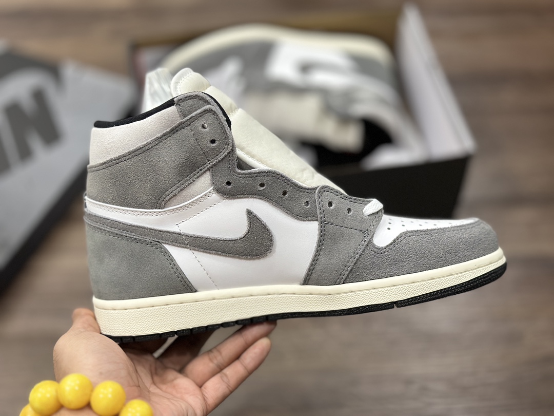 Air Jordan 1 Retro AJ1 high gray and white high-top basketball shoes DZ5485-051