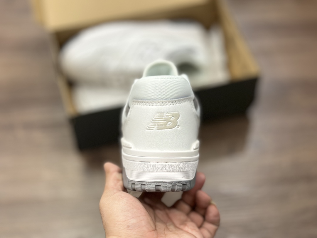 200 New Balance BB550 新百伦 复古休闲跑步鞋  BB550SWA