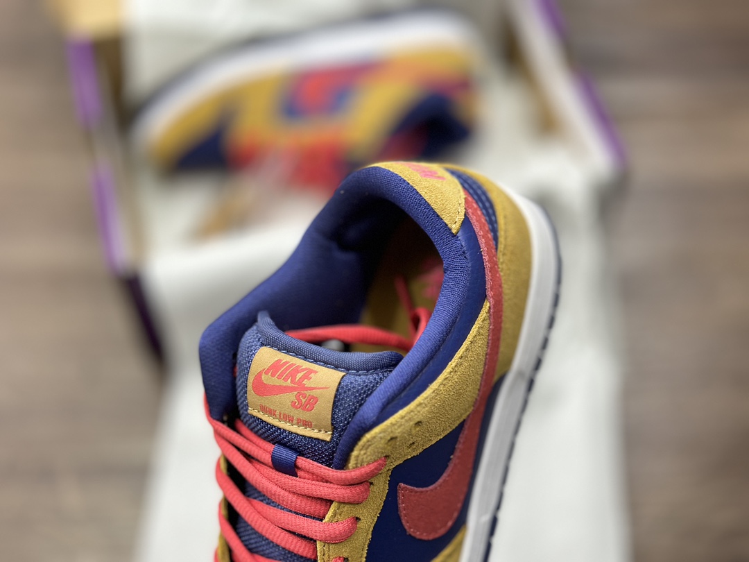 220 NIKE SB Dunk Low 低帮休闲运动鞋  BQ6817-700